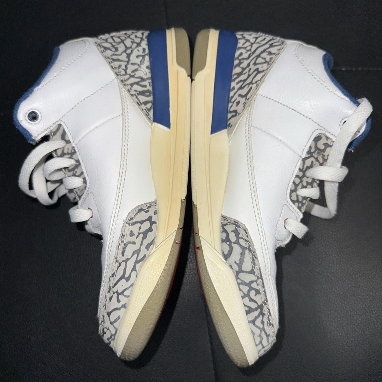 Jordan Brand Nike Air Jordan 3 Retro OG White-Fire Red-True Red-Blue 3Y Size US 5 / EU 37 - 2 Thumbnail