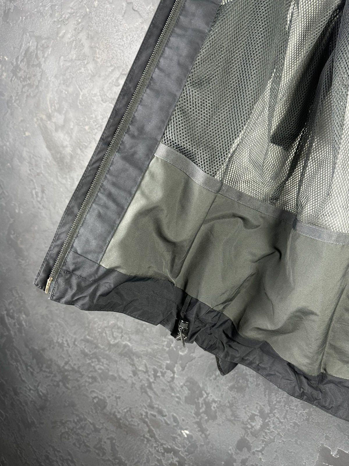 Goretex × Haglofs Haglofs Jacket Gore-Tex Nylon Outdoor Jacket Size S / US 4 / IT 40 - 11 Thumbnail
