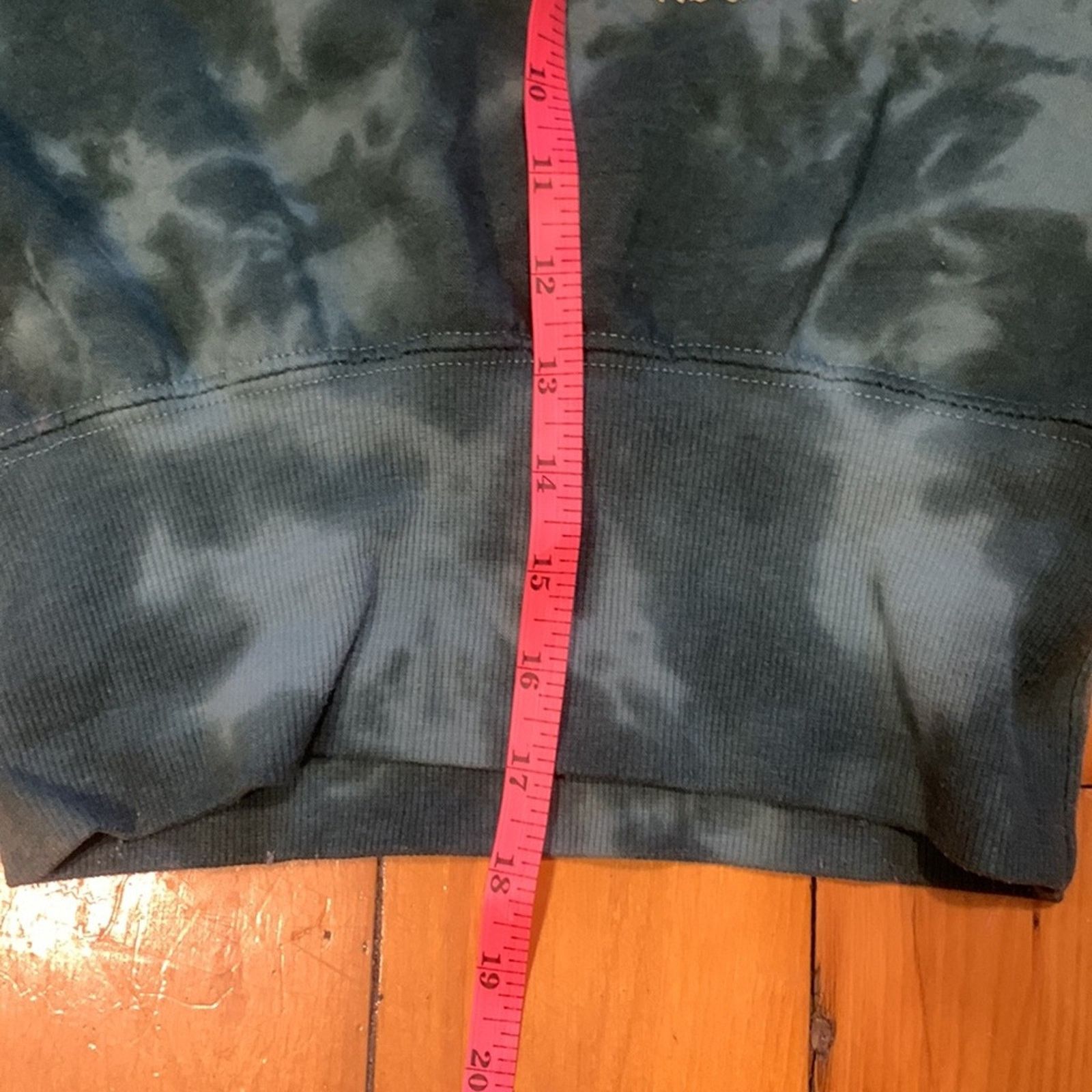 Keith Haring Keith Haring tie dye cropped sweatshirt dancing barking dog Size S / US 4 / IT 40 - 9 Thumbnail