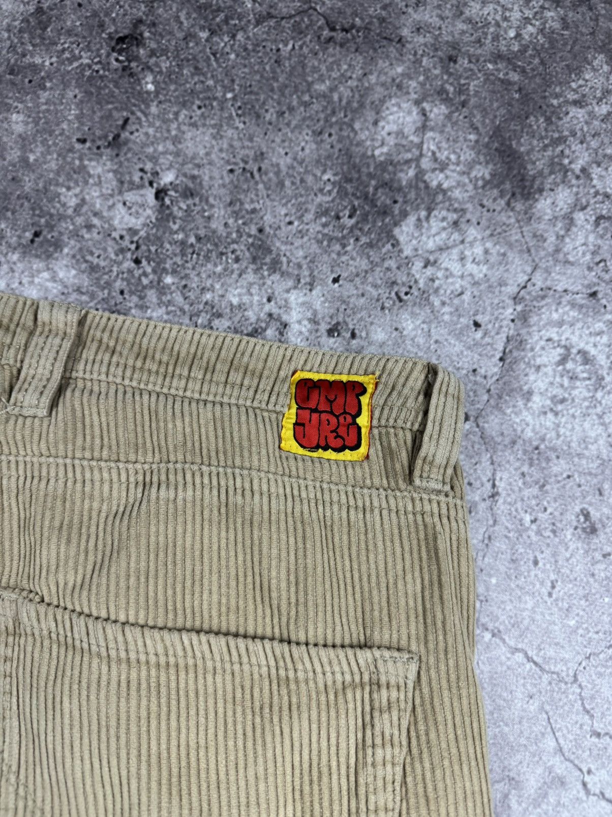 Empyre VINTAGE EMPYRE DISTRESSED BAGGY CORDUROY SHORTS JAPANESSE Size US 30 / EU 46 - 3 Thumbnail