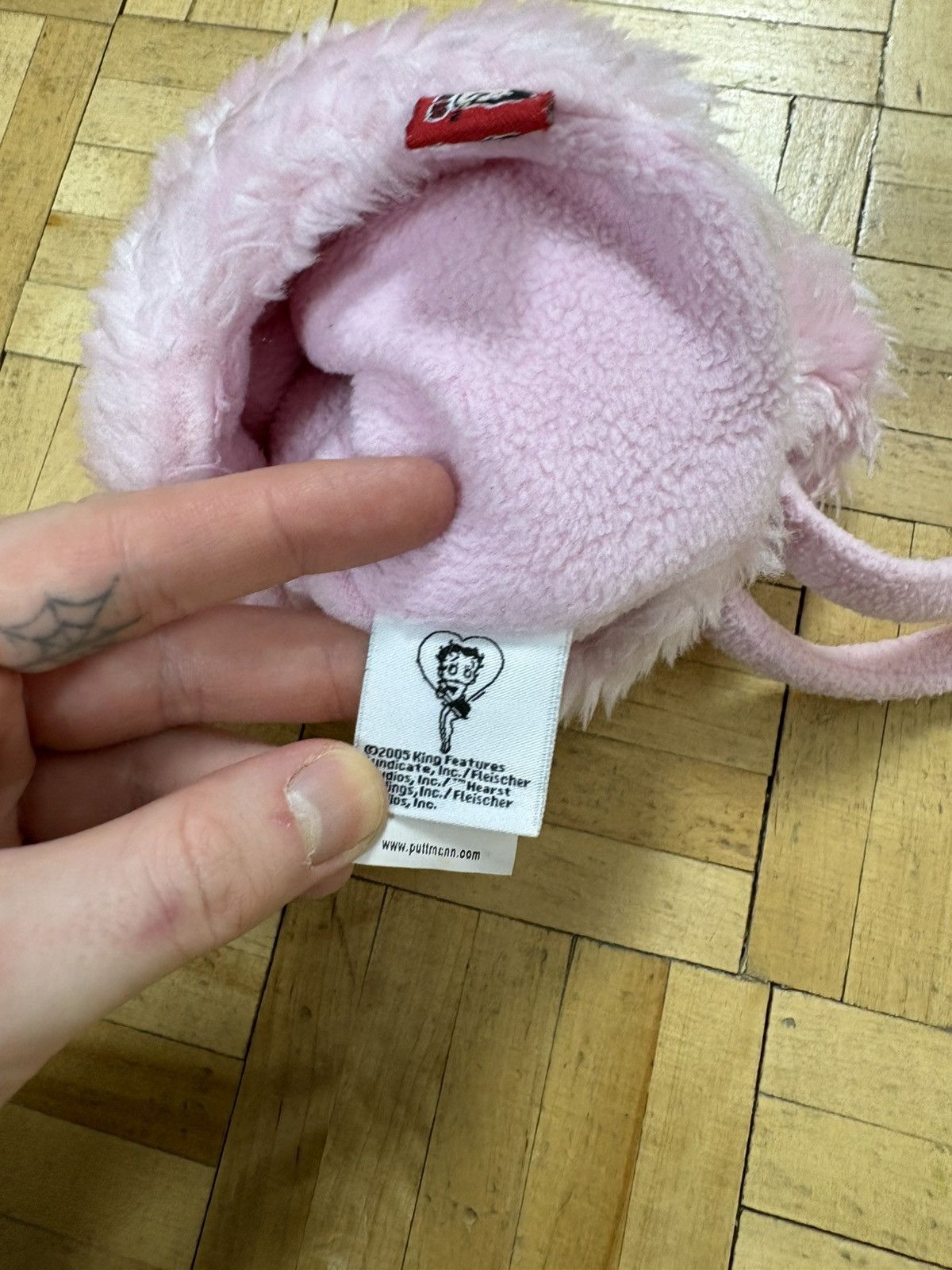 Other 2005 00s Vintage Y2K OG Betty Boop Pink Fuzzy Handwarmer bag Size ONE SIZE - 6 Thumbnail