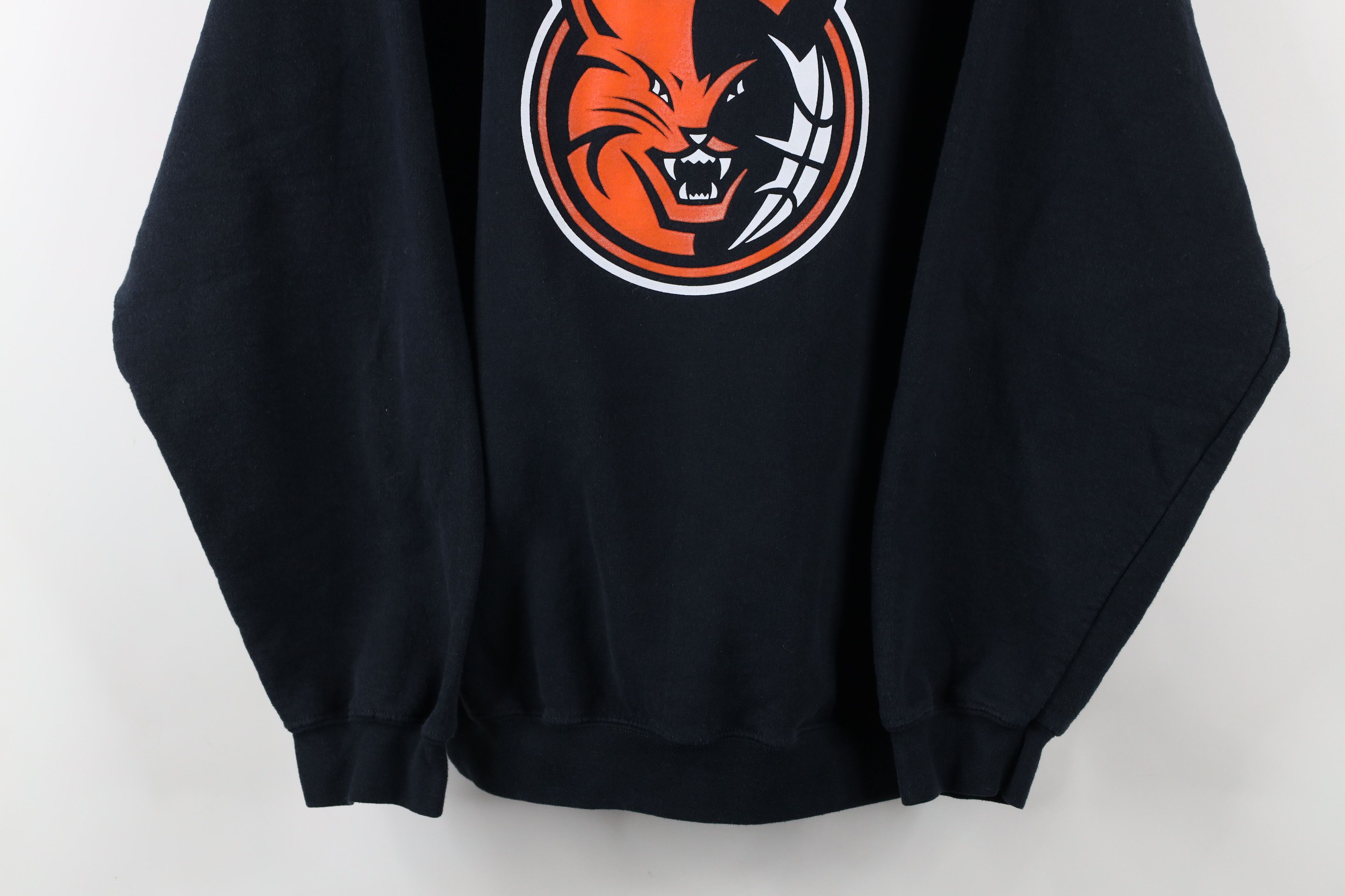 Vintage Vintage Y2K Bobcats Basketball Crewneck Sweatshirt Black Size US XL / EU 56 / 4 - 3 Thumbnail