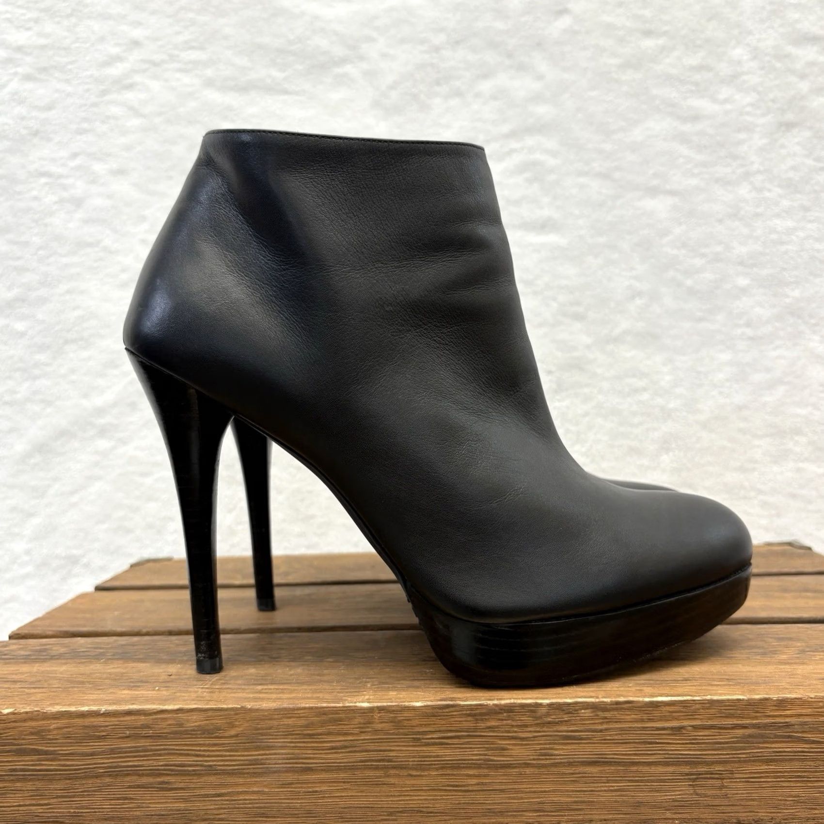 Stuart Weitzman Stuart Weitzman Boots Womens Black Ankle Napa Leather Platform Gran Booties Size US 10 / IT 40 - 2 Thumbnail