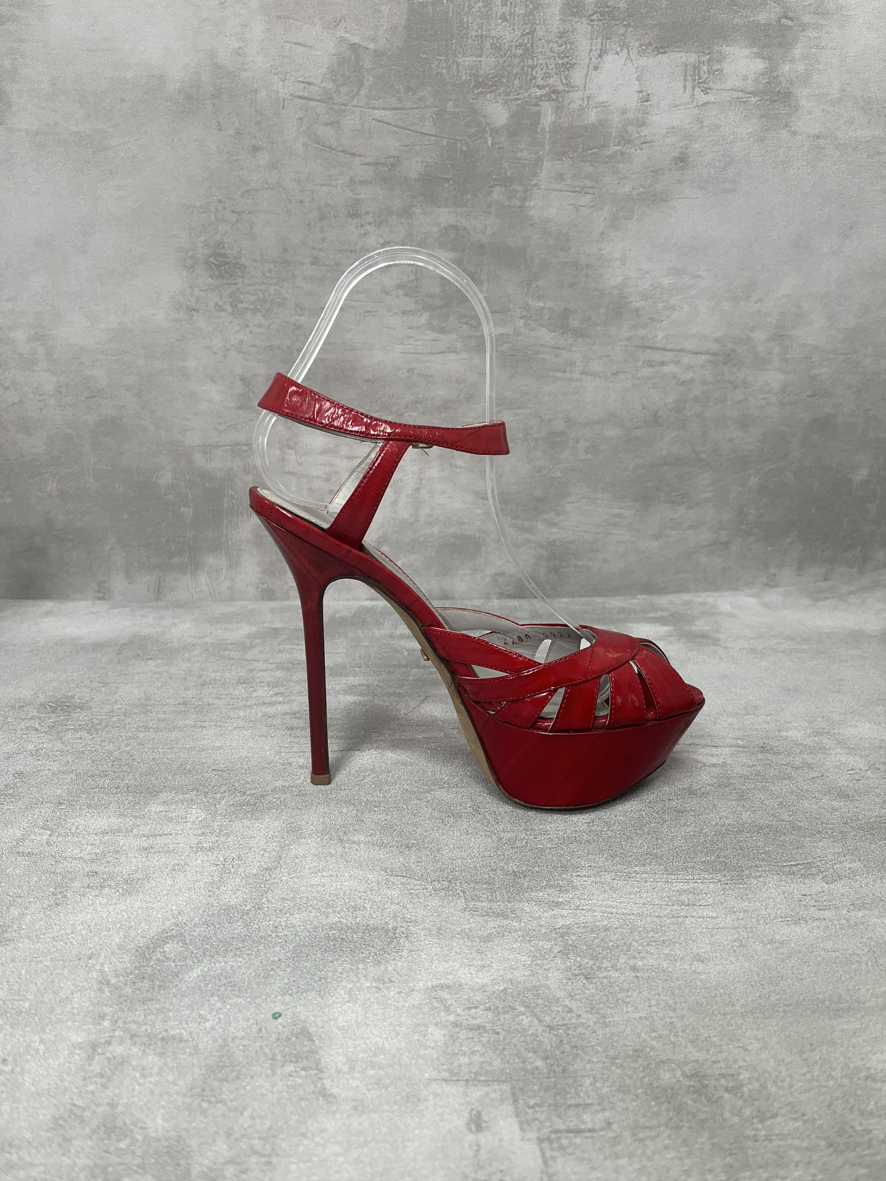 Sergio Rossi Sergio Rossi Wine Red Peep-Toes Platform Heels Size US 5 / IT 35 - 1 Thumbnail