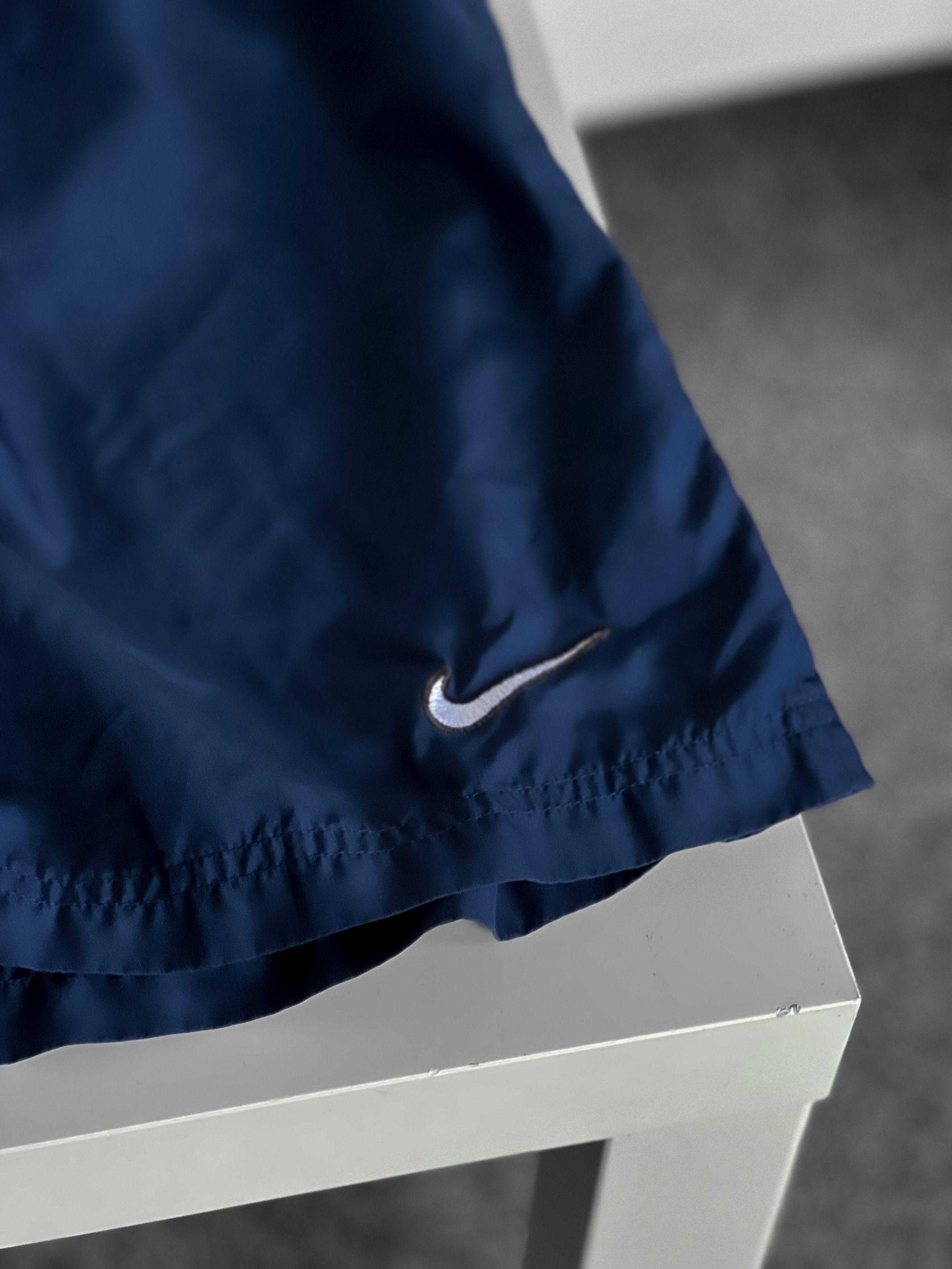 Nike Nike Vintage 90`s Men`s Shorts Size US 32 / EU 48 - 4 Thumbnail