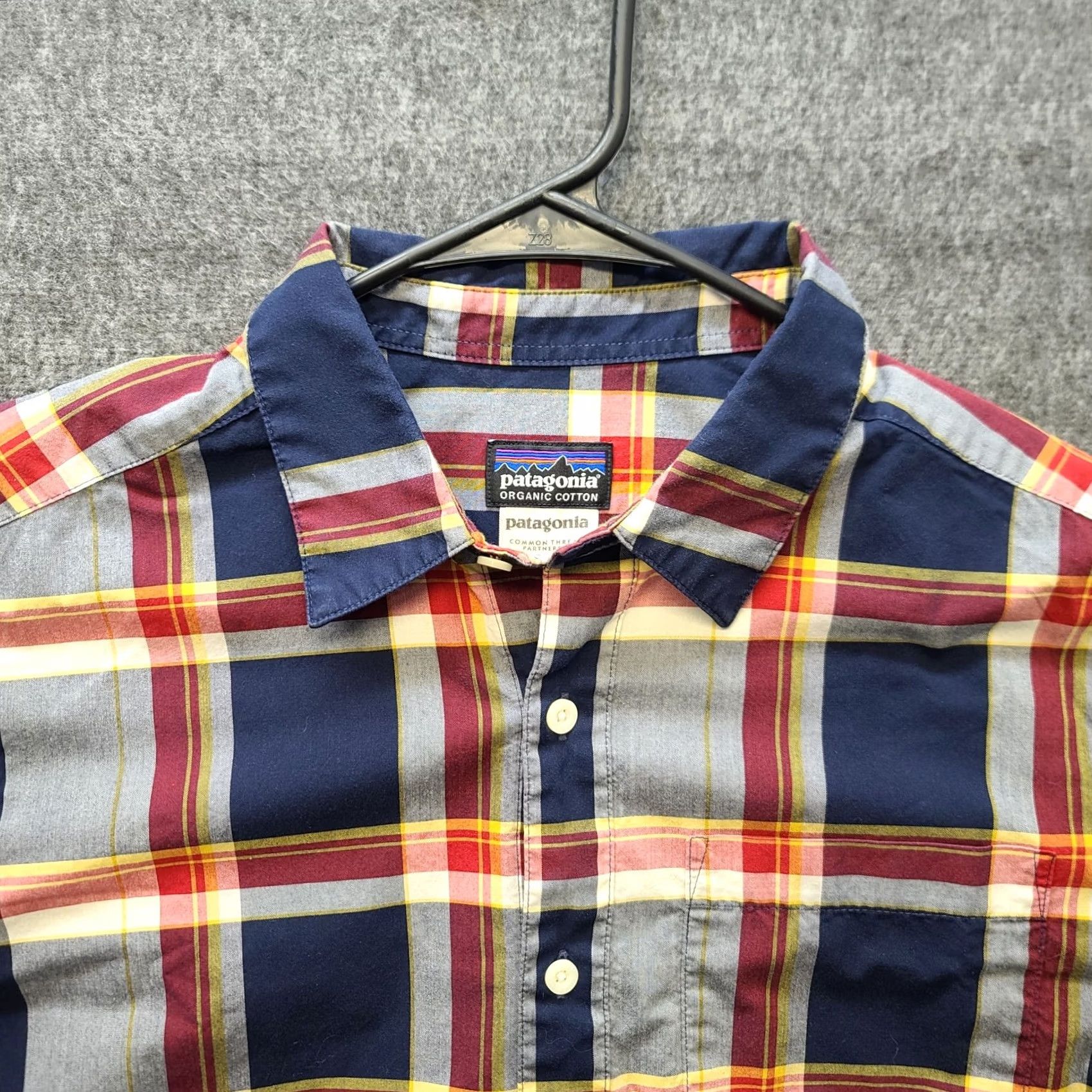 Patagonia Patagonia Shirt Mens S Regular Short Sleeve Plaid Button-Up Casual Outdoor Size US S / EU 44-46 / 1 - 6 Thumbnail