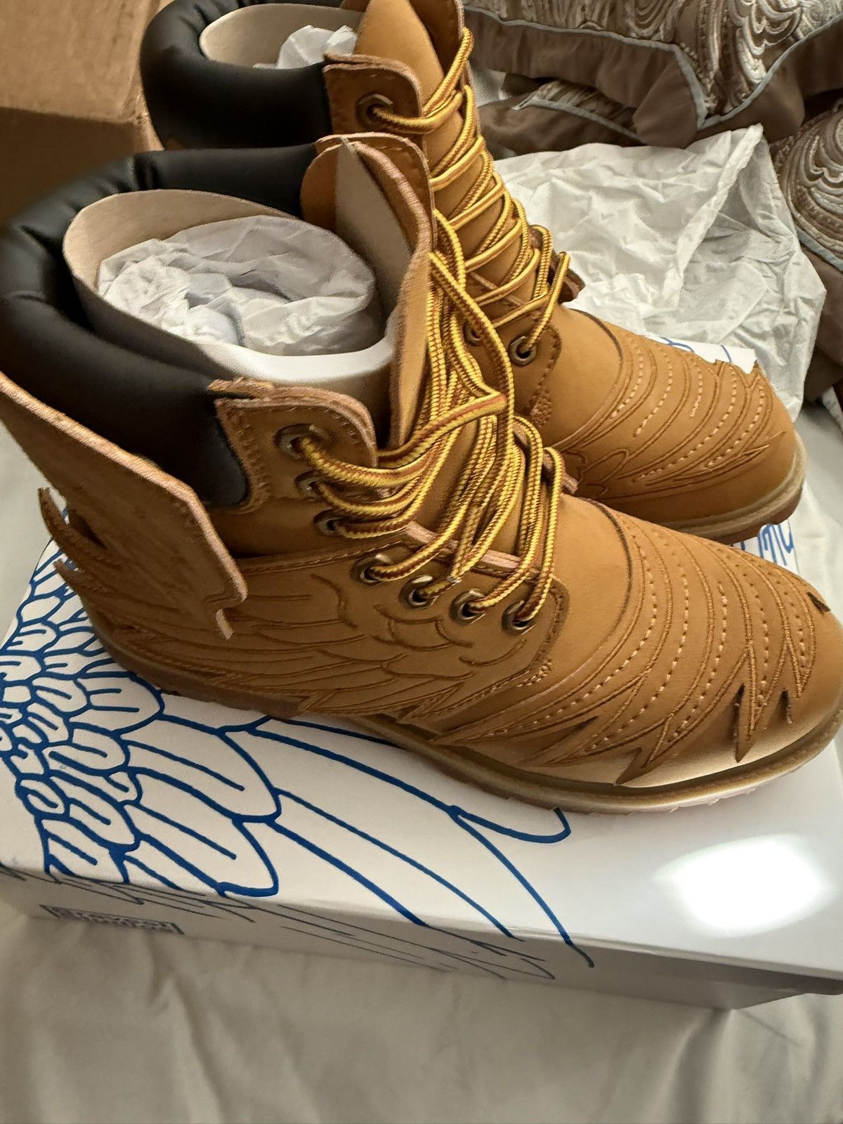 Bravest Studios Bravest Studios Wing Accent Wheat Leather Size US 6 / EU 39 - 4 Thumbnail