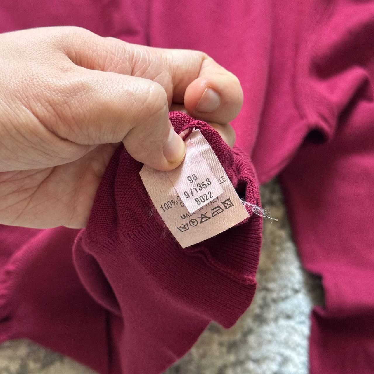 Yves Saint Laurent Vintage Yves Saint Laurent YSL Maroon V-Neck Sweater Size L Size US L / EU 52-54 / 3 - 7 Thumbnail