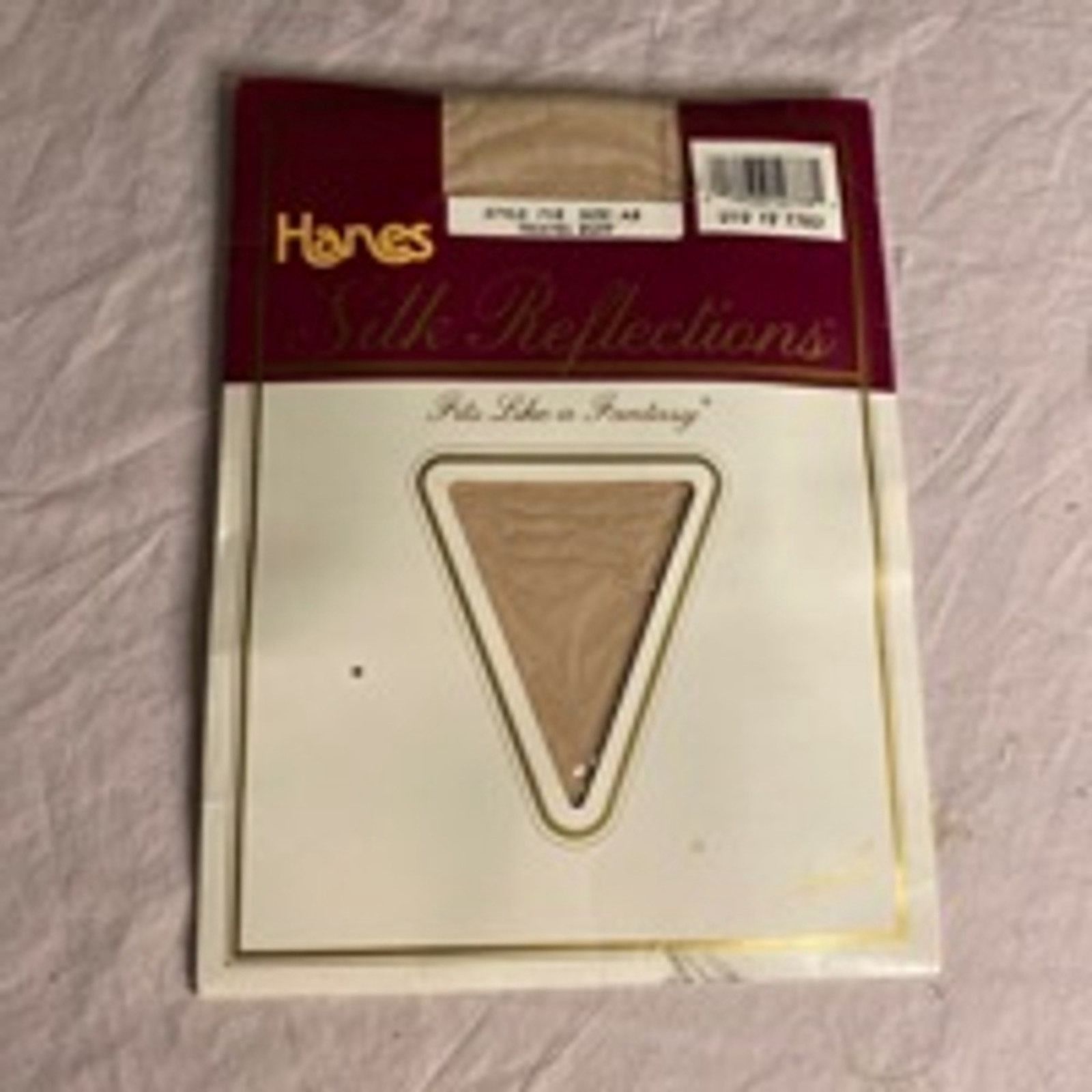 Hanes Vintage Hanes Silk Reflections Pantyhose Travel Buff A-B Size ONE SIZE - 1 Thumbnail