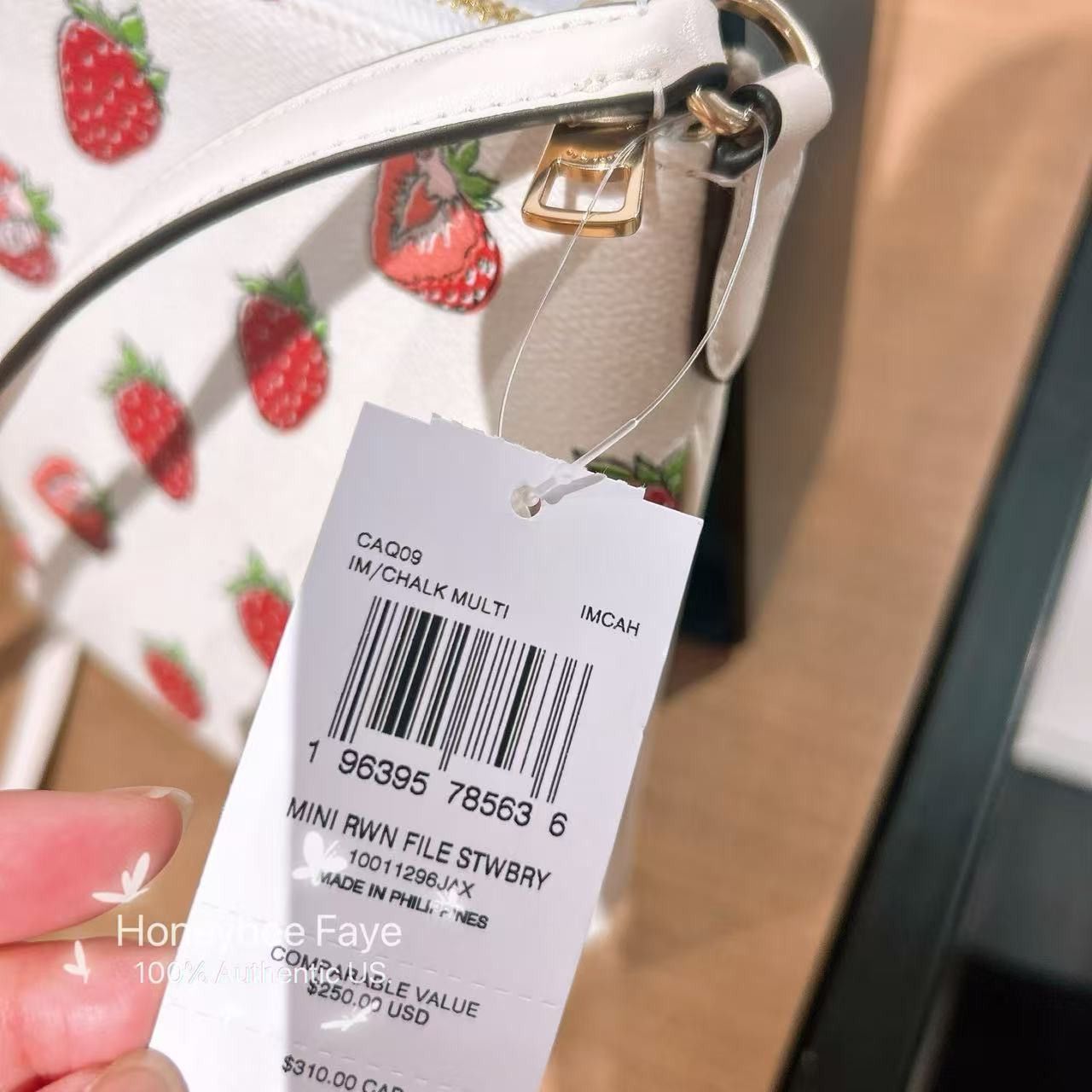 Coach NWT Coach Mini Rowan File Bag With Strawberry Print CAQ09 Size ONE SIZE - 5 Thumbnail