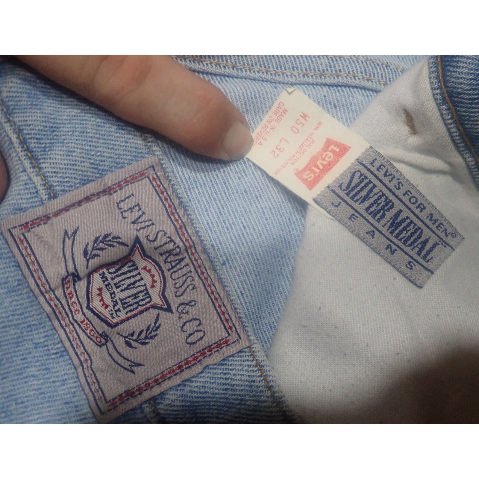 Levi's VINTAGE Levi's Jeans Silver Medal 50X32 Levi's Silver Medal Jeans Blue Denim USA Mens Regular 50X32 5-Pocket Distressed 90s USA Size US 34 / EU 50 - 4 Thumbnail