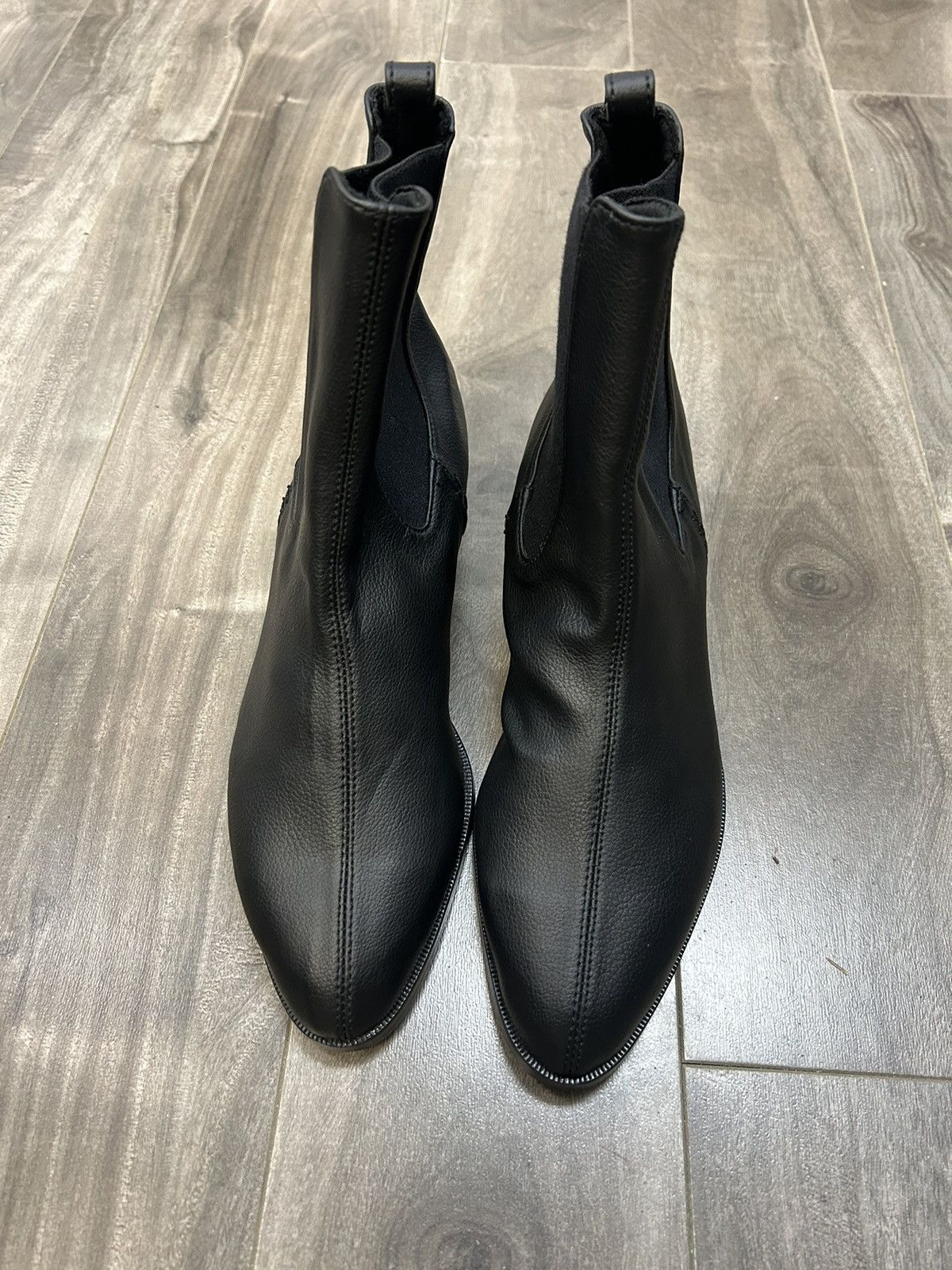 Chelsea Soccer × Designer Voes & Company Harlow Vegan Chelsea Boots Black Corn Leather Size US 7.5 / IT 37.5 - 3 Thumbnail