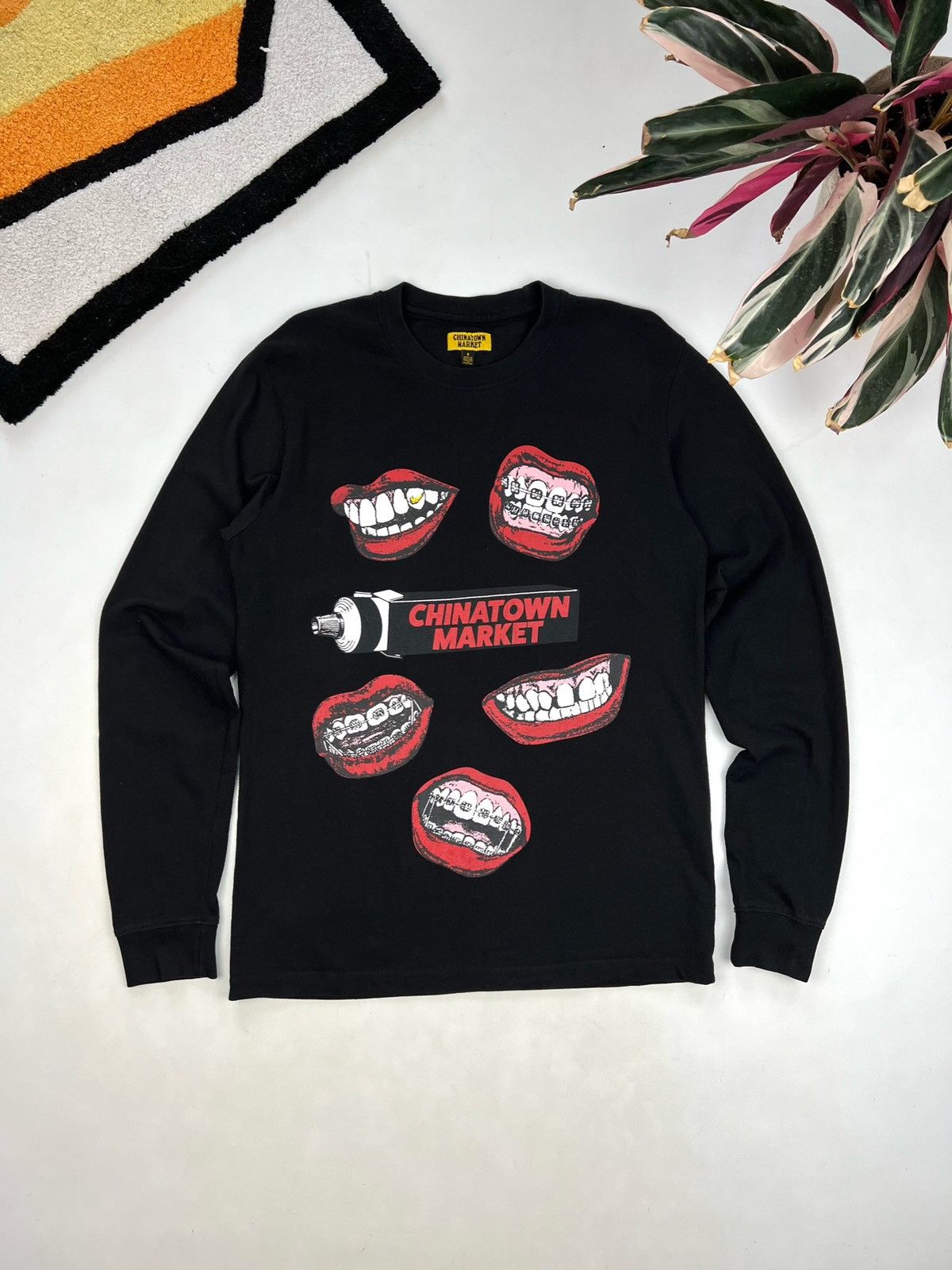 Market China Town Market Long Sleeve t shirt lips Size US S / EU 44-46 / 1 - 1 Thumbnail