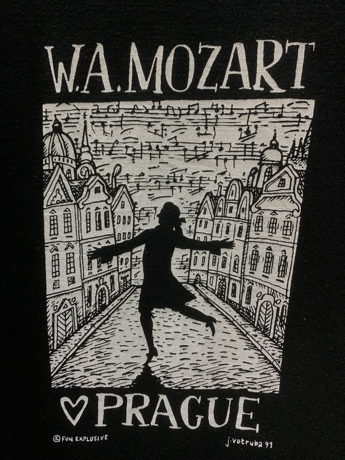 Designer × Vintage Vintage 90s W.A Mozart Prague Art T-shirts Size US M / EU 48-50 / 2 - 4 Thumbnail
