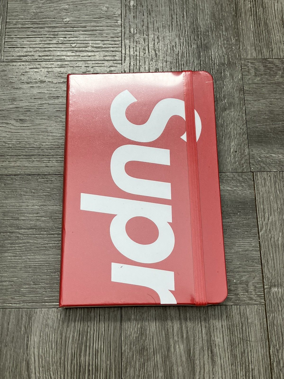 即完売 新品未使用品 Supreme Moleskine モレスキン レッド 大 Supreme®/Moleskine® NotebookStyle: Red New FW24 | eBay