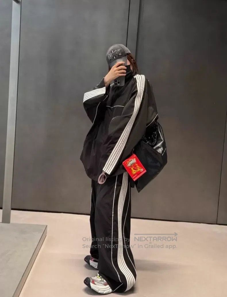 Balenciaga Balenciaga Single Ring Embroidered Logo School Jacket Size US S / EU 44-46 / 1 - 6 Thumbnail