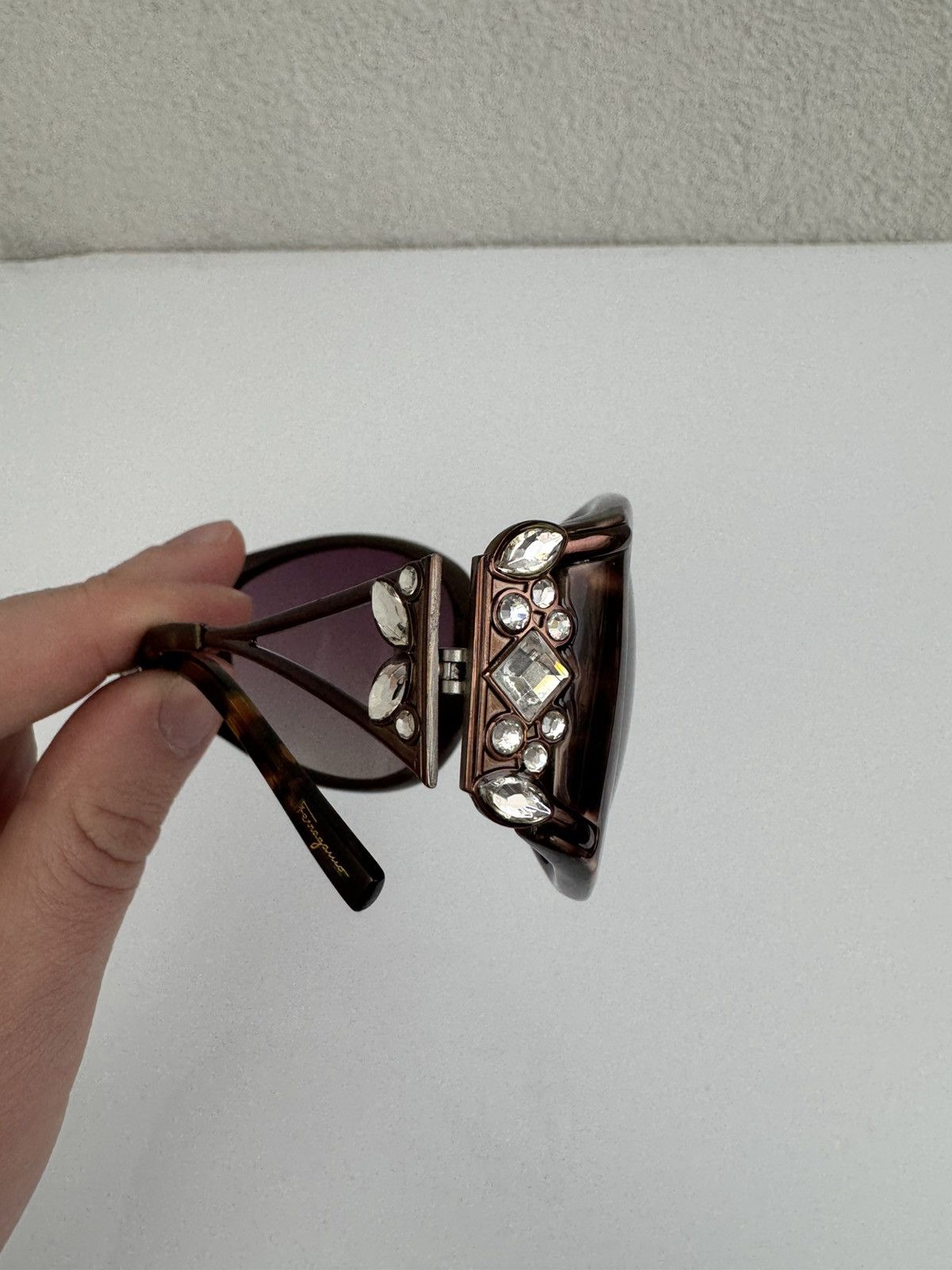 Salvatore Ferragamo Salvatore Ferragamo Sunglasses Tortoiseshell Crystal Size ONE SIZE - 9 Thumbnail