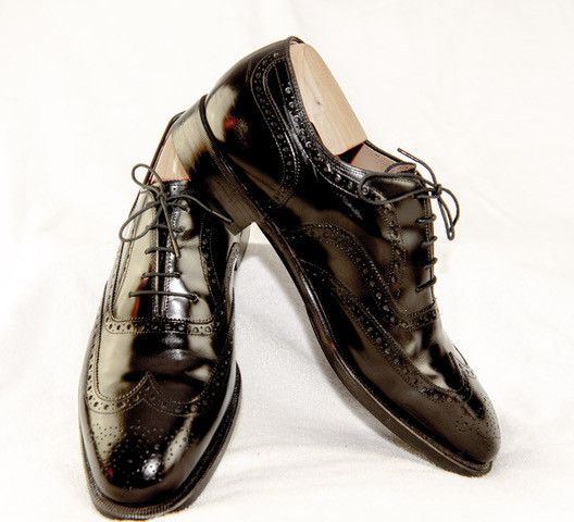 Johnston & Murphy wingtip shoes Size US 10 / EU 43 - 2 Thumbnail