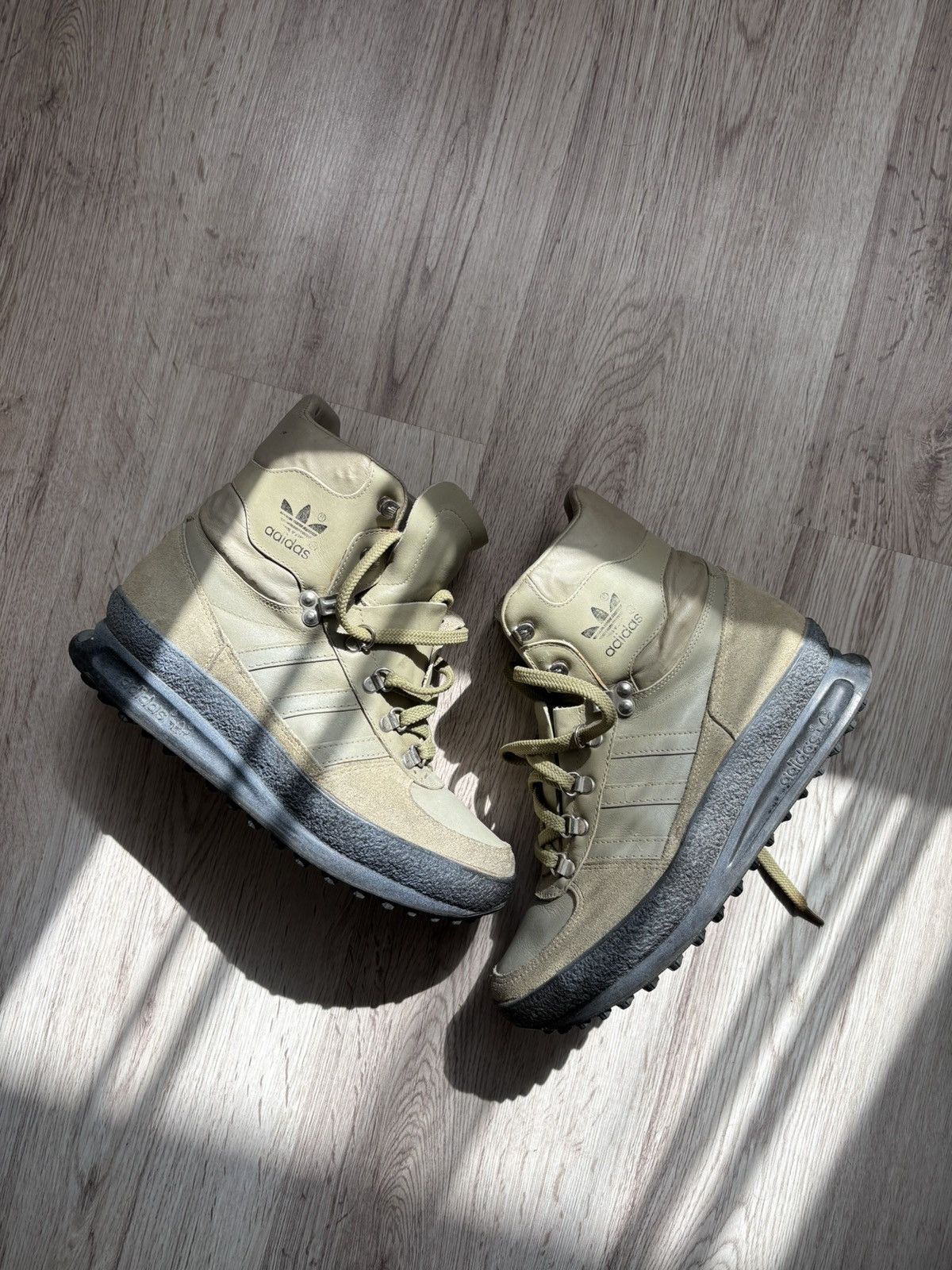 Adidas Vintage 80s Adidas Alaska Trekking Boots Made in Yugoslavia Size US 7 / EU 40 - 2 Thumbnail