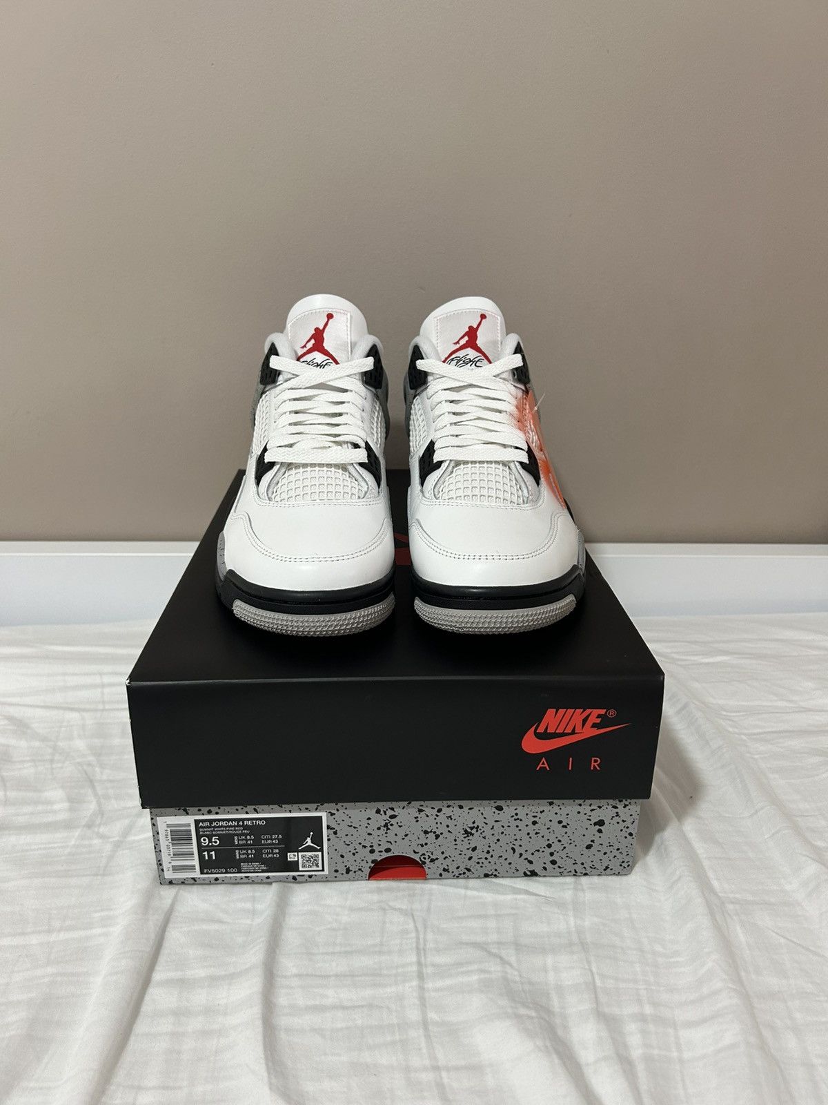Jordan Brand Jordan 4 White cement Size US 9.5 / EU 42-43 - 3 Thumbnail