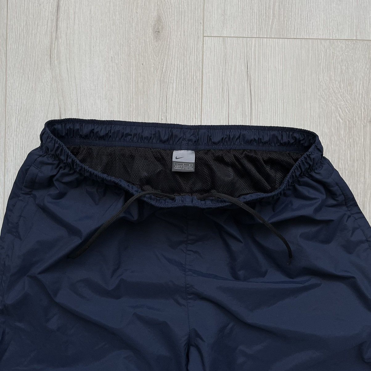 Nike × Vintage Nike Vintage 00s Wide Nylon Mesh Y2K Swoosh Track Pants Blue Size US 34 / EU 50 - 6 Thumbnail