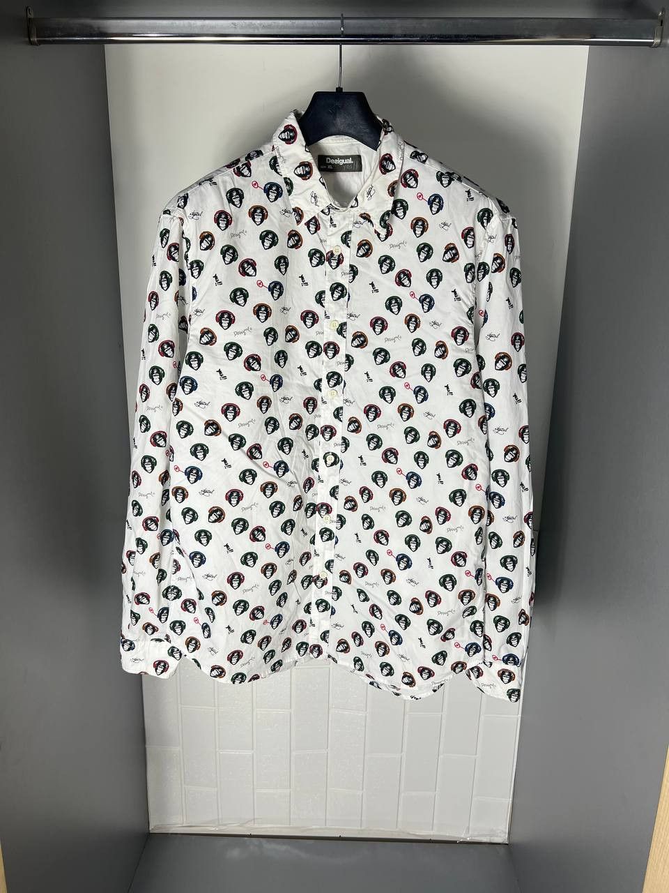Desigual VINTAGE DESIGUAL ITALIAN DESIGNER MONKEY SHIRT CASUAL Size US XL / EU 56 / 4 - 1 Thumbnail