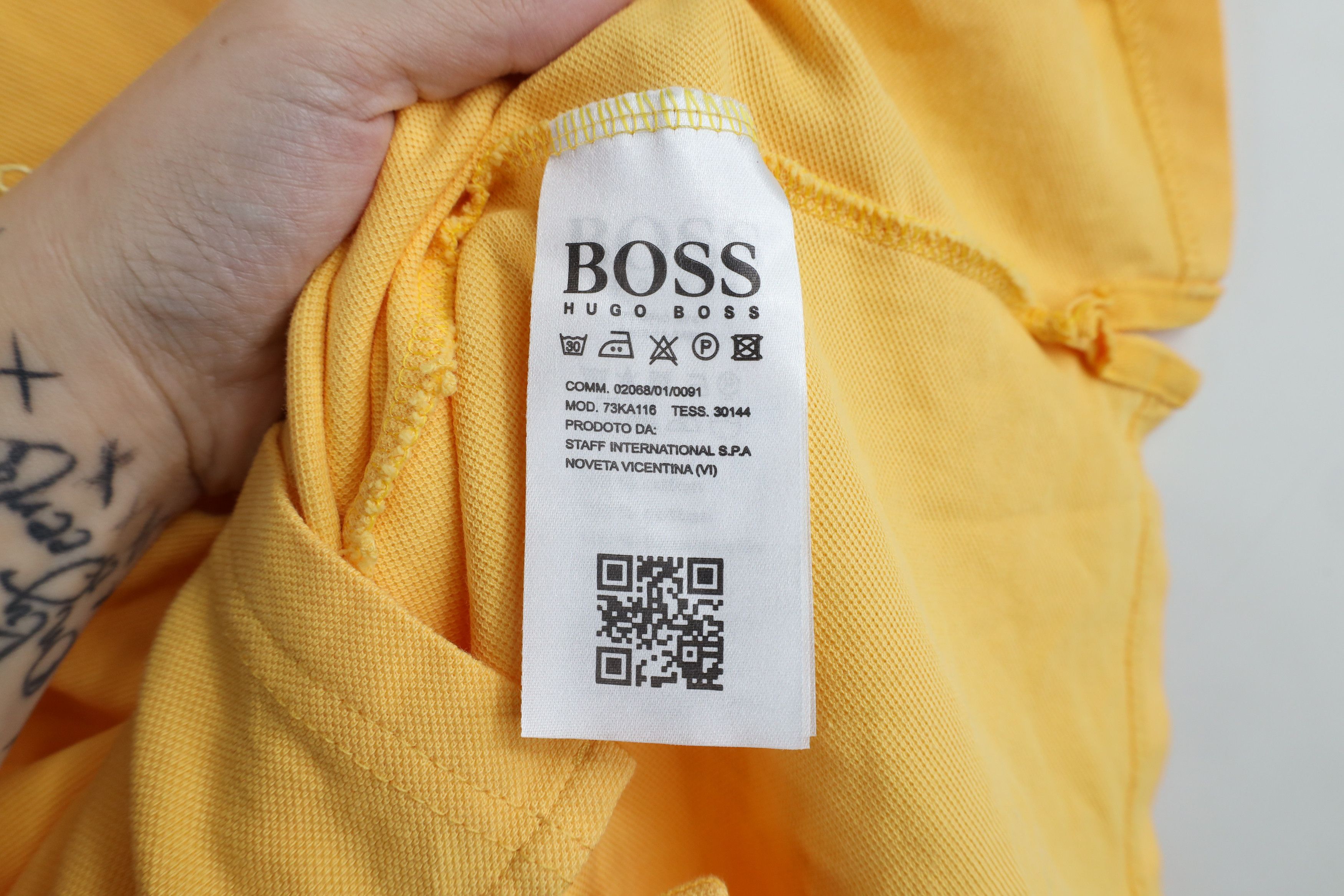 Hugo Boss × Vintage Hugo Boss Spell Out Short Sleeve Collared Golf Polo Shirt Size US XXL / EU 58 / 5 - 7 Thumbnail