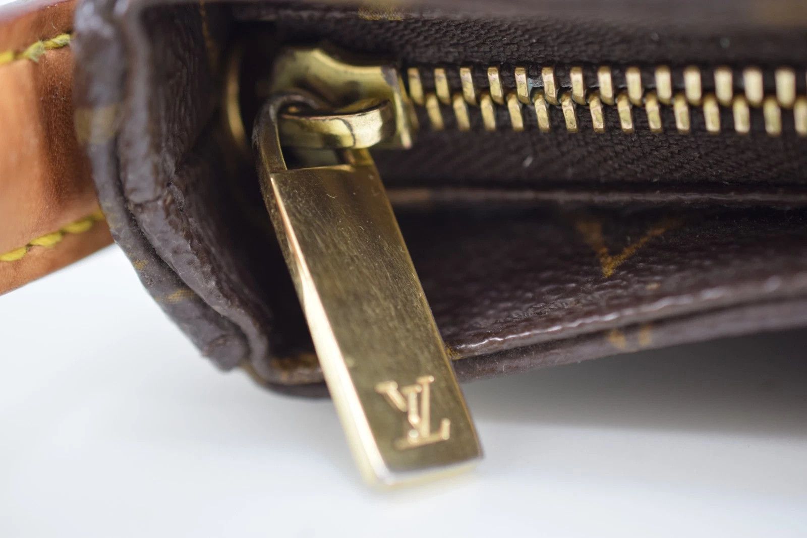 Louis Vuitton Louis Vuitton Looping MM Shoulder Bag Monogram Canvas M51146 Size ONE SIZE - 8 Thumbnail