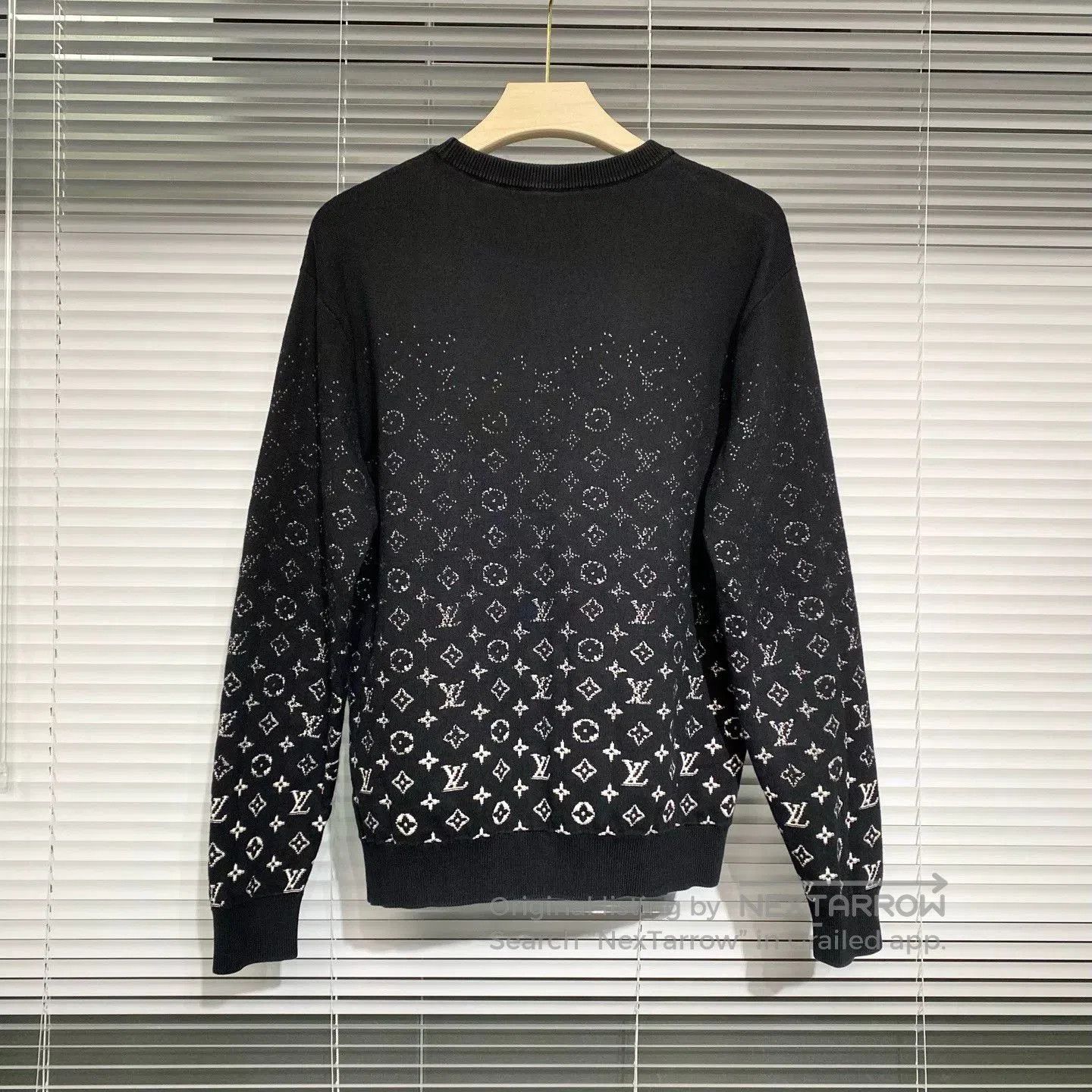 Louis Vuitton louis vuitton knitted black sweater with logo. Size US M / EU 48-50 / 2 - 2 Thumbnail