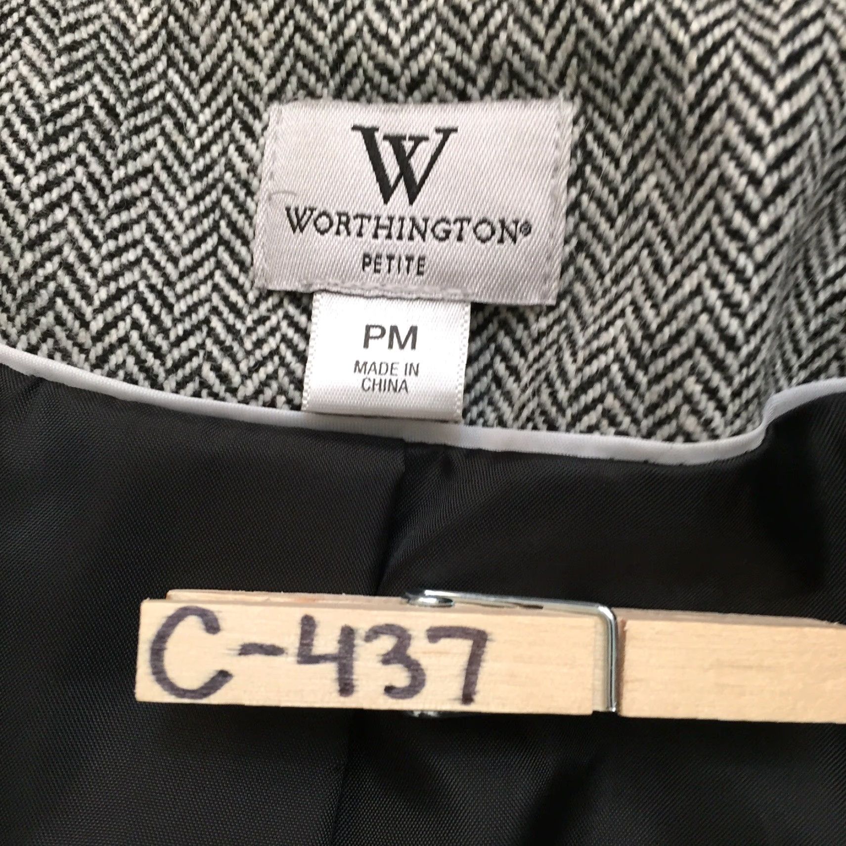 Vintage Worthington Blazer Petite Jacket Black White Herringbone Wool Blend PM Petite Women Wool Blend Lining/Outer Shell Business Short Jacket Closure Button Size M / US 6-8 / IT 42-44 - 7 Thumbnail