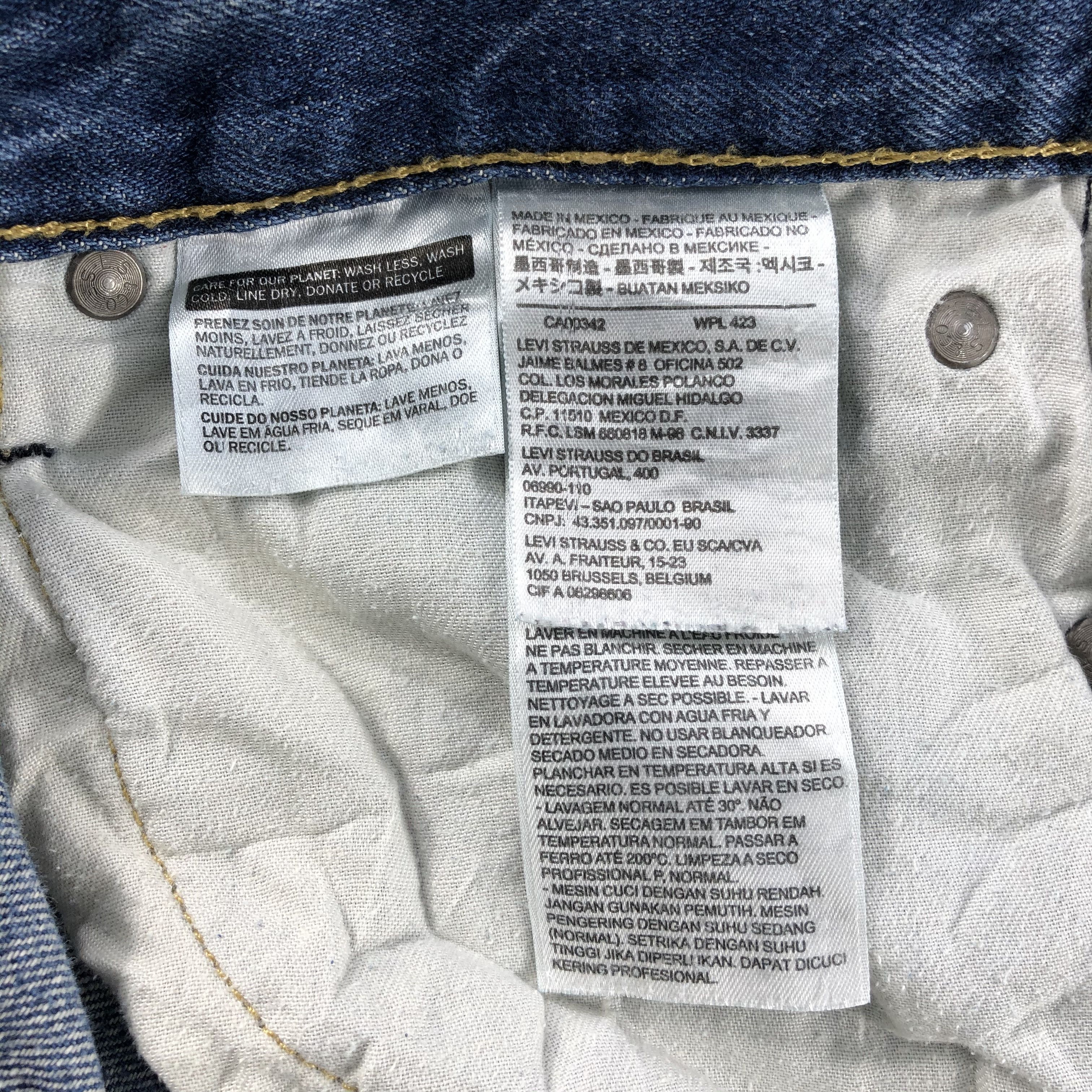 Levi's Blue Wash Vintage Levis 514 Jeans-J1130 Size US 34 / EU 50 - 9 Thumbnail