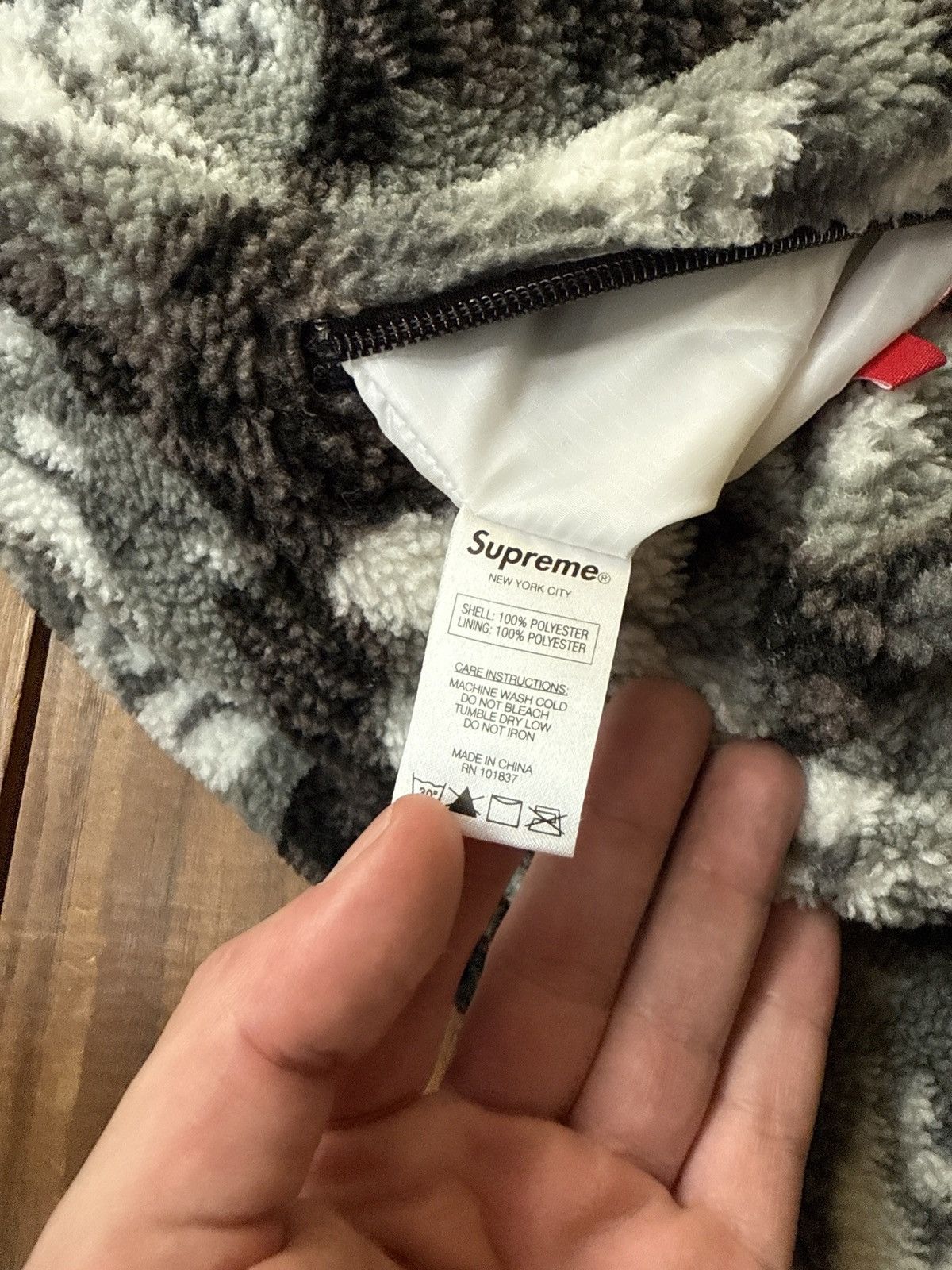 Supreme Supreme FW16 Black Roses Reversible Fleece Jacket Size US M / EU 48-50 / 2 - 6 Thumbnail