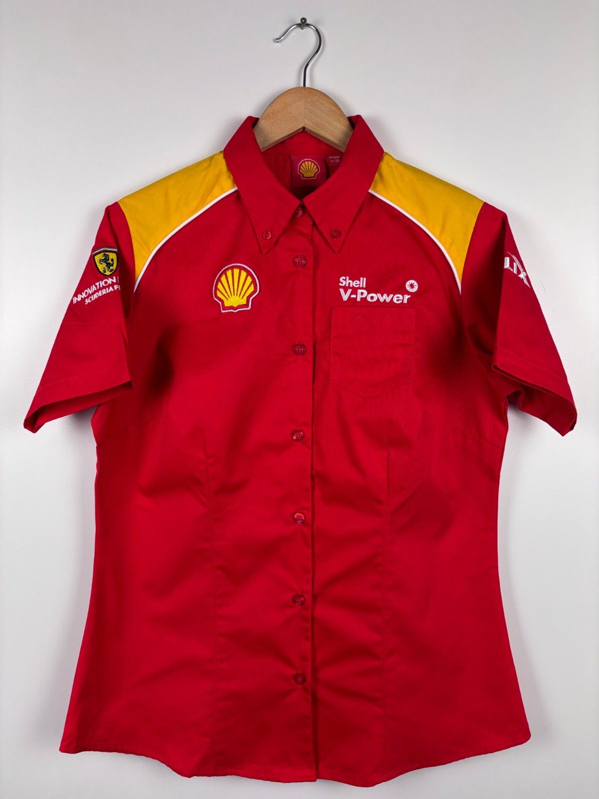 Ferrari Vtg Shell V-Power Scuderia Ferrari Formula 1 Team Shirt M Size M / US 6-8 / IT 42-44 - 1 Thumbnail