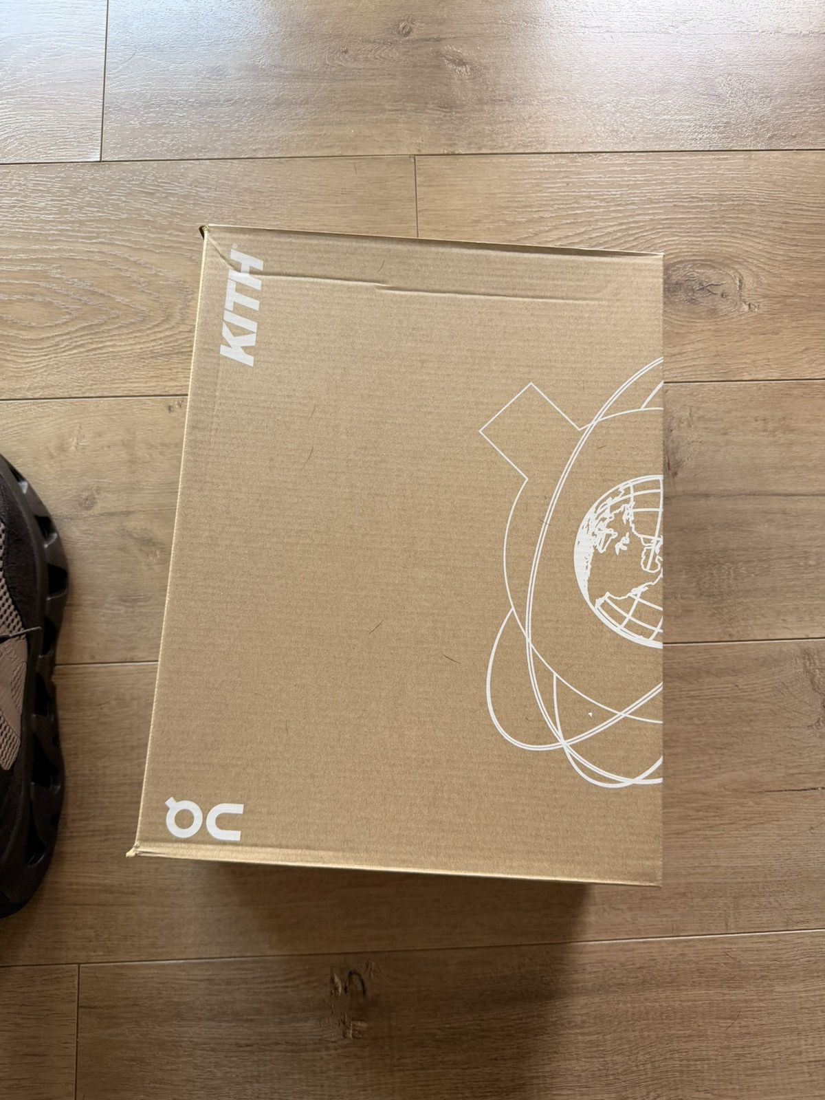 Kith × On Kith x On Running Size US 11 / EU 44 - 7 Thumbnail
