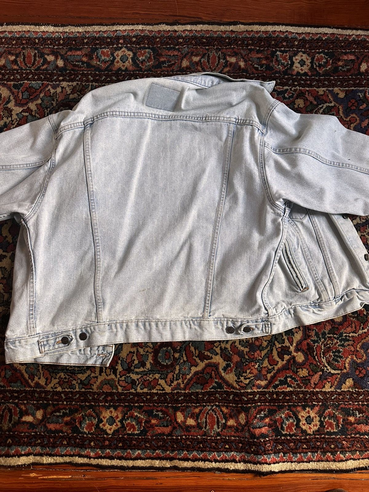 Levi's Vintage Clothing Vintage Levi’s 70507 Light Wash Denim Jacket (Relaxed Fit) Size US L / EU 52-54 / 3 - 4 Thumbnail