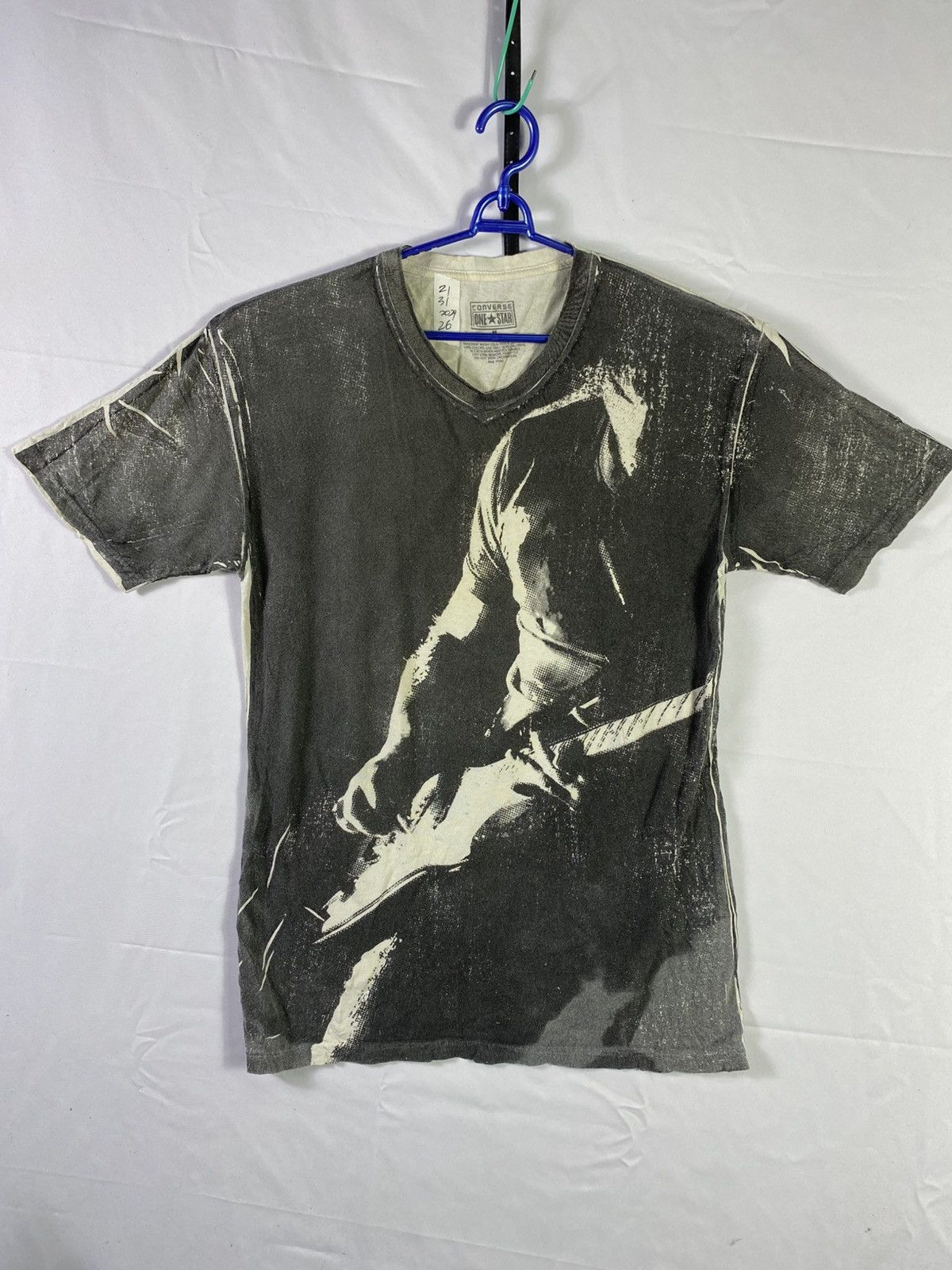 Converse Vintage full print converse man rock n roll size L Size US L / EU 52-54 / 3 - 2 Thumbnail