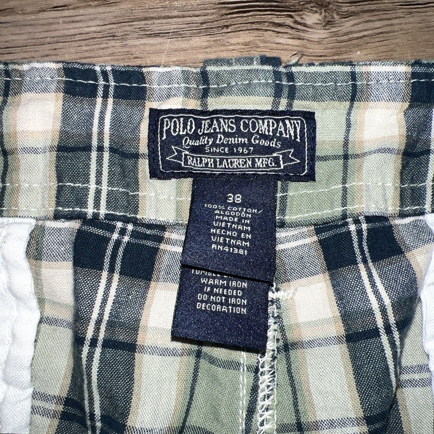 Polo Ralph Lauren Polo Ralph Lauren Green Plaid Cargo Shorts Mens Size 36 Size US M / EU 48-50 / 2 - 2 Thumbnail