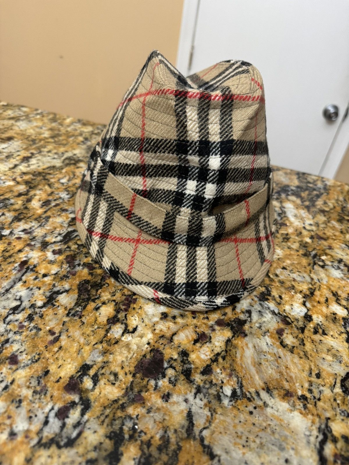 Burberry × Vintage Burberry Vintage Wool Nova Check Bucket Hat. Size ONE SIZE - 2 Thumbnail