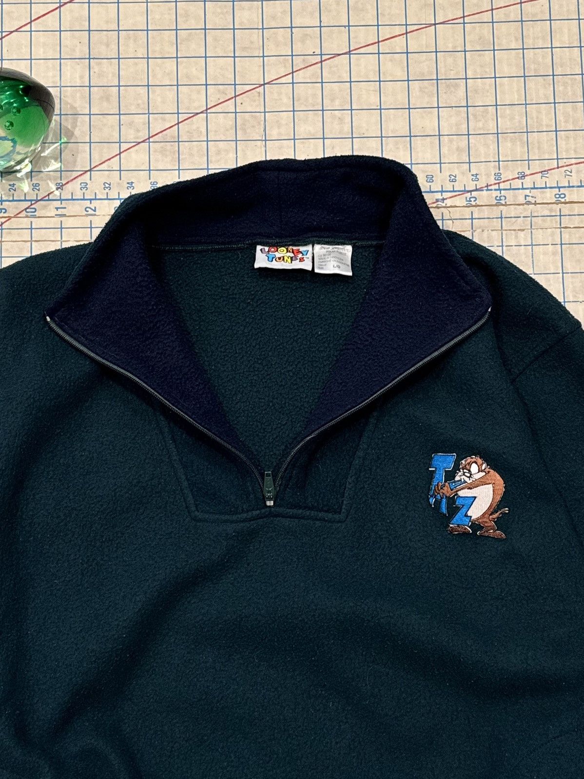 Vintage Vintage 93 Looney Tunes Taz 1/4 Zip Fleece Size Large Green Size US L / EU 52-54 / 3 - 4 Thumbnail