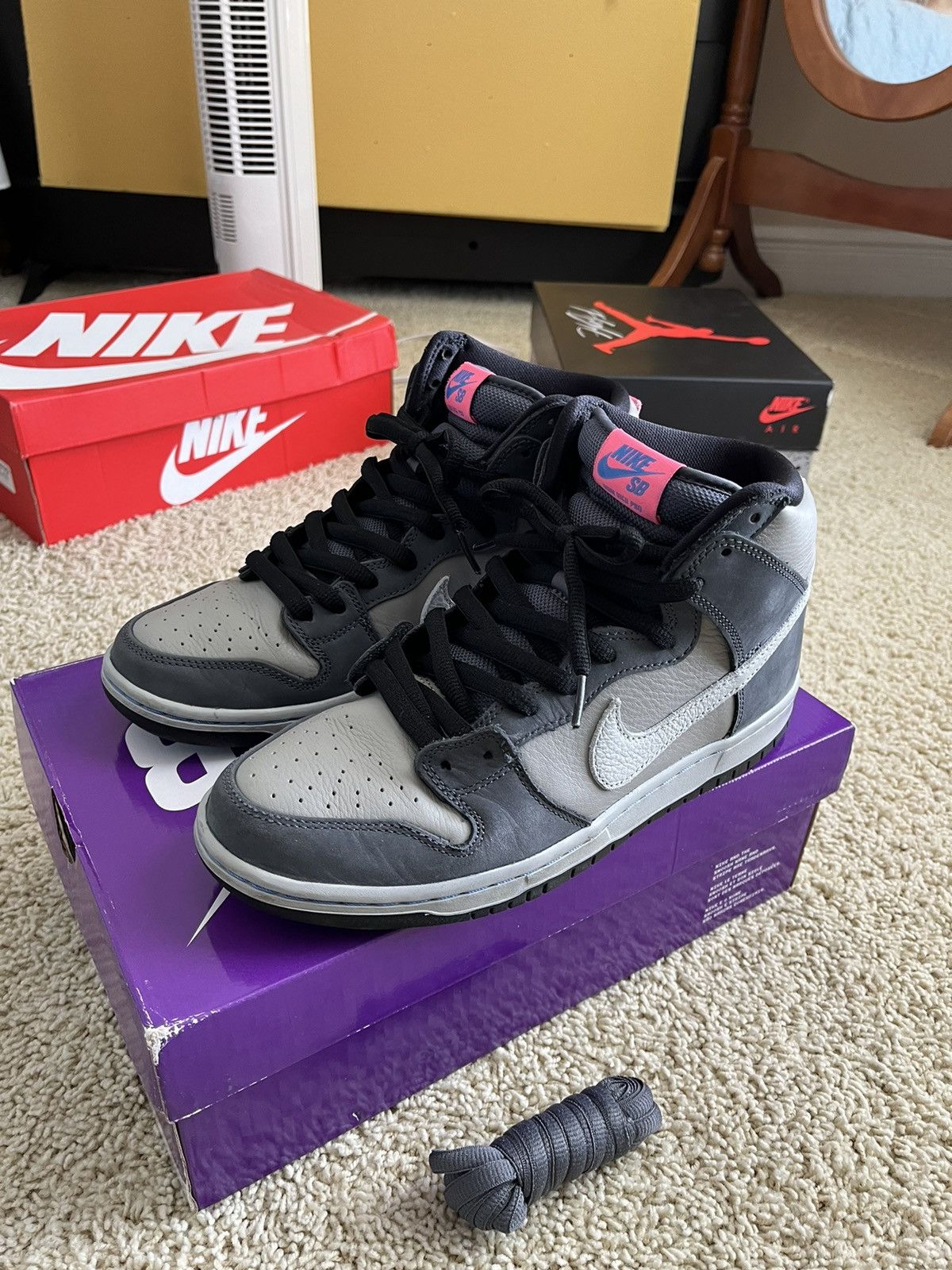 Nike Nike sb dunk high medium grey Size US 8.5 / EU 41-42 - 2 Thumbnail
