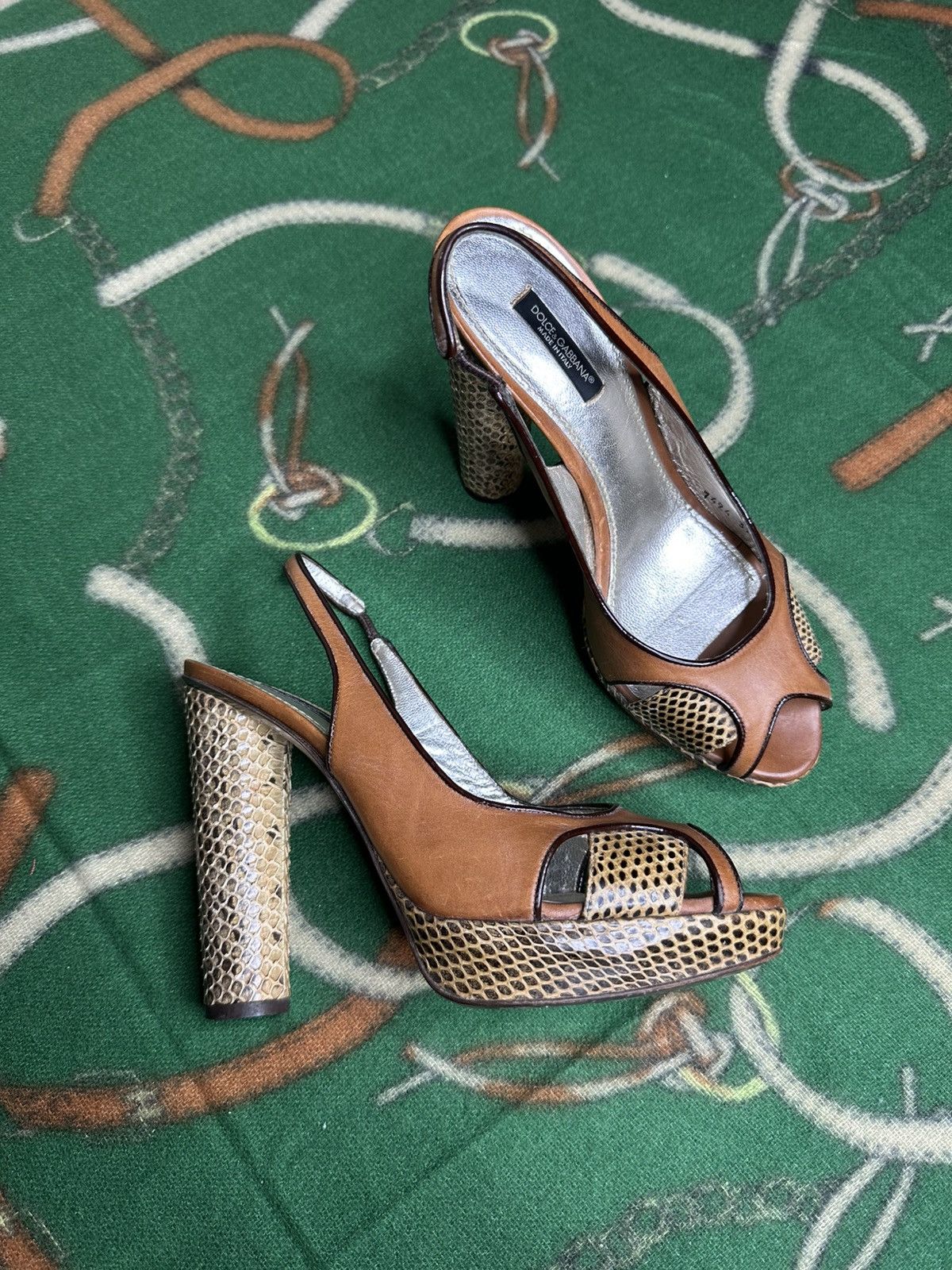Dolce & Gabbana Dolce & Gabbana Vintage Snakeskin Leather Platform Size 39 Size US 8 / IT 38 - 2 Thumbnail