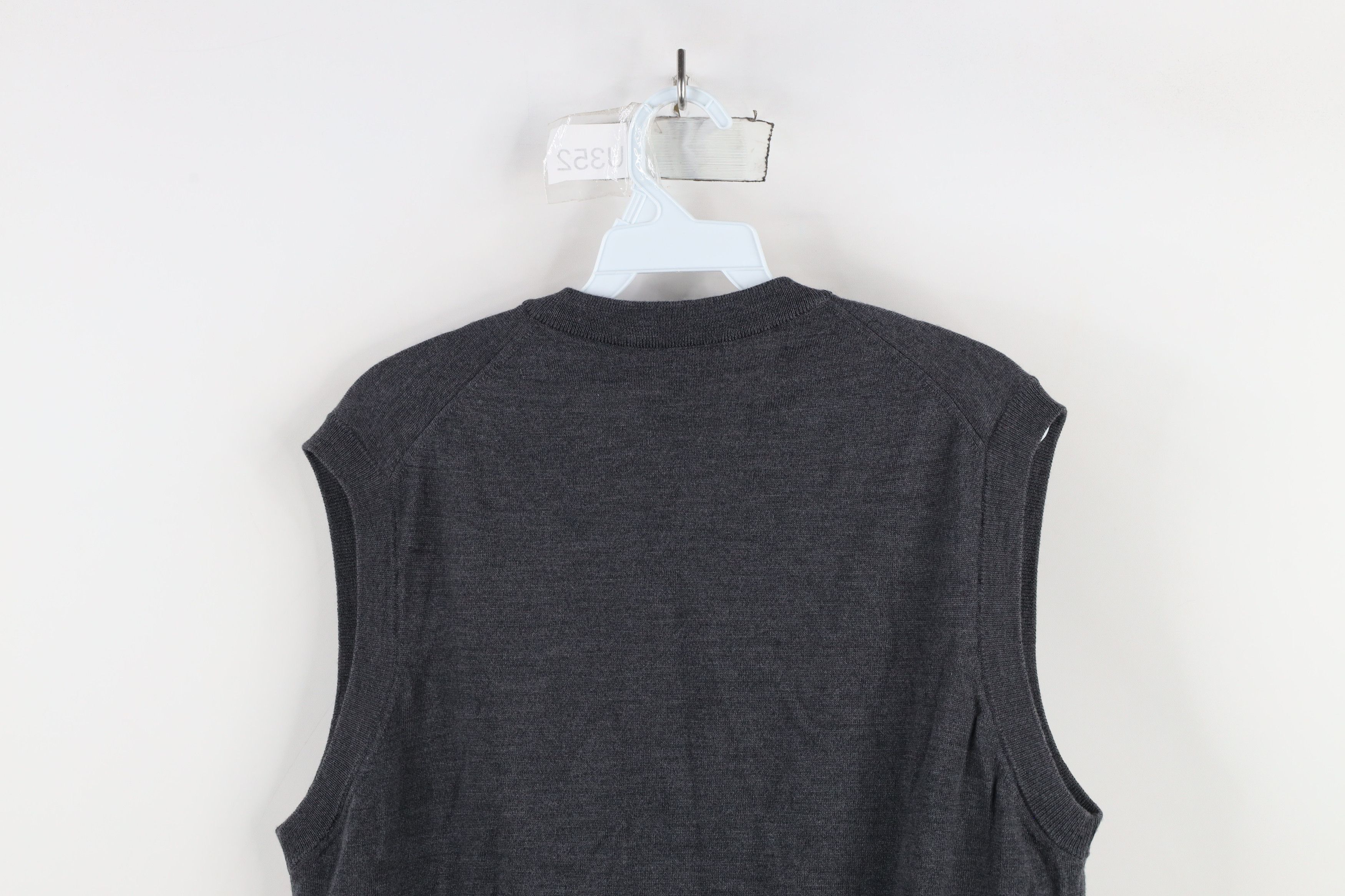 Brooks Brothers × Vintage Vintage Brooks Brothers Merino Wool Knit Sweater Vest Gray Size US L / EU 52-54 / 3 - 10 Thumbnail
