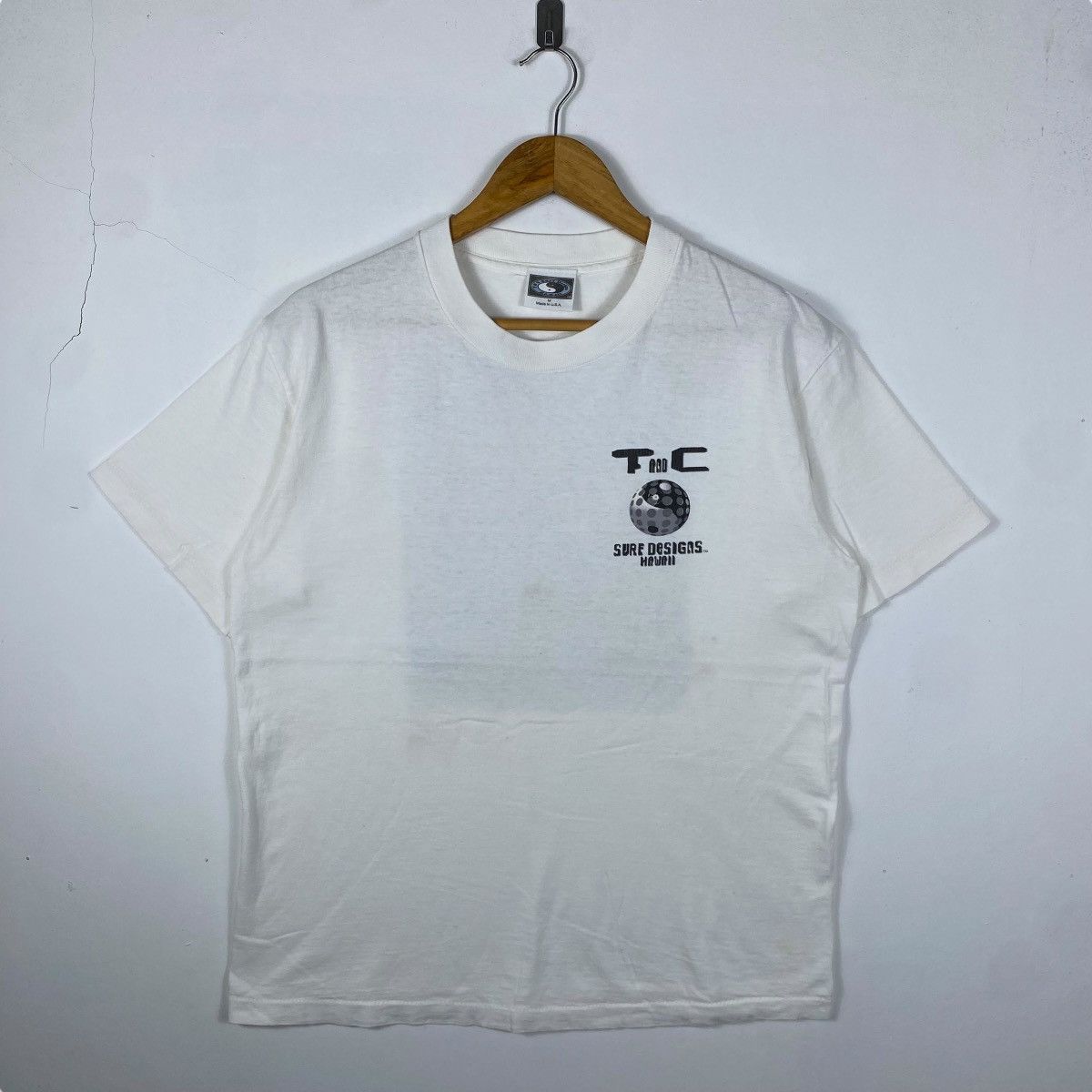 Vintage Vintage 80's T And C Surf Designs Hawaii Microchip Graphic Size US M / EU 48-50 / 2 - 4 Thumbnail