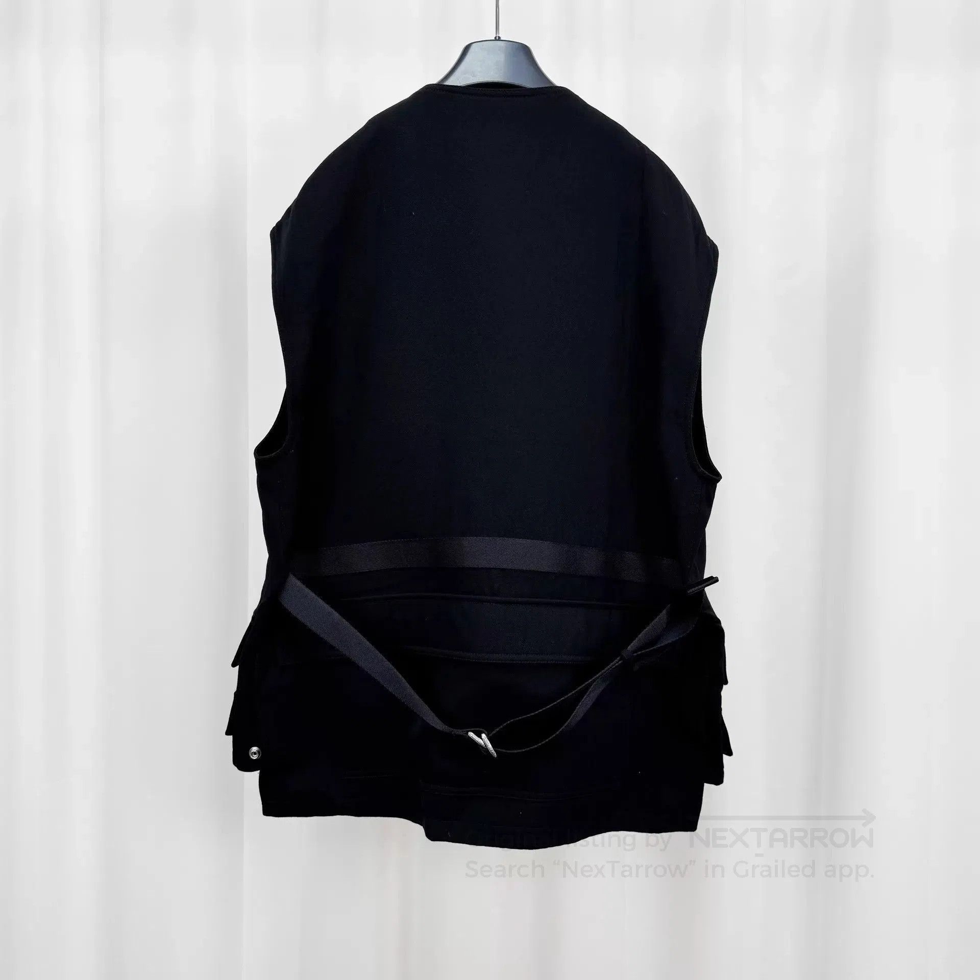 Burberry Black Multi-Pocket Zip-Front Vest. Size US M / EU 48-50 / 2 - 2 Thumbnail