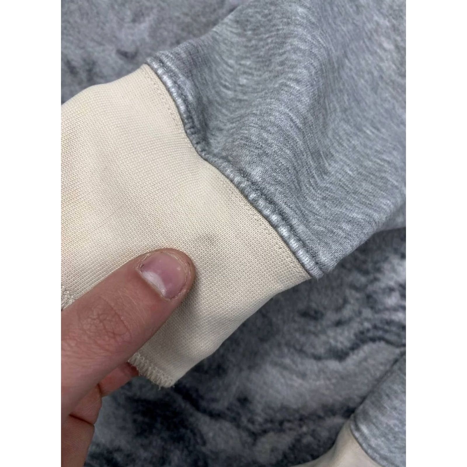 Vintage VINTAGE Armani Jeans Hoodie Big Logo AJ Men Size M Gray Size US M / EU 48-50 / 2 - 7 Thumbnail