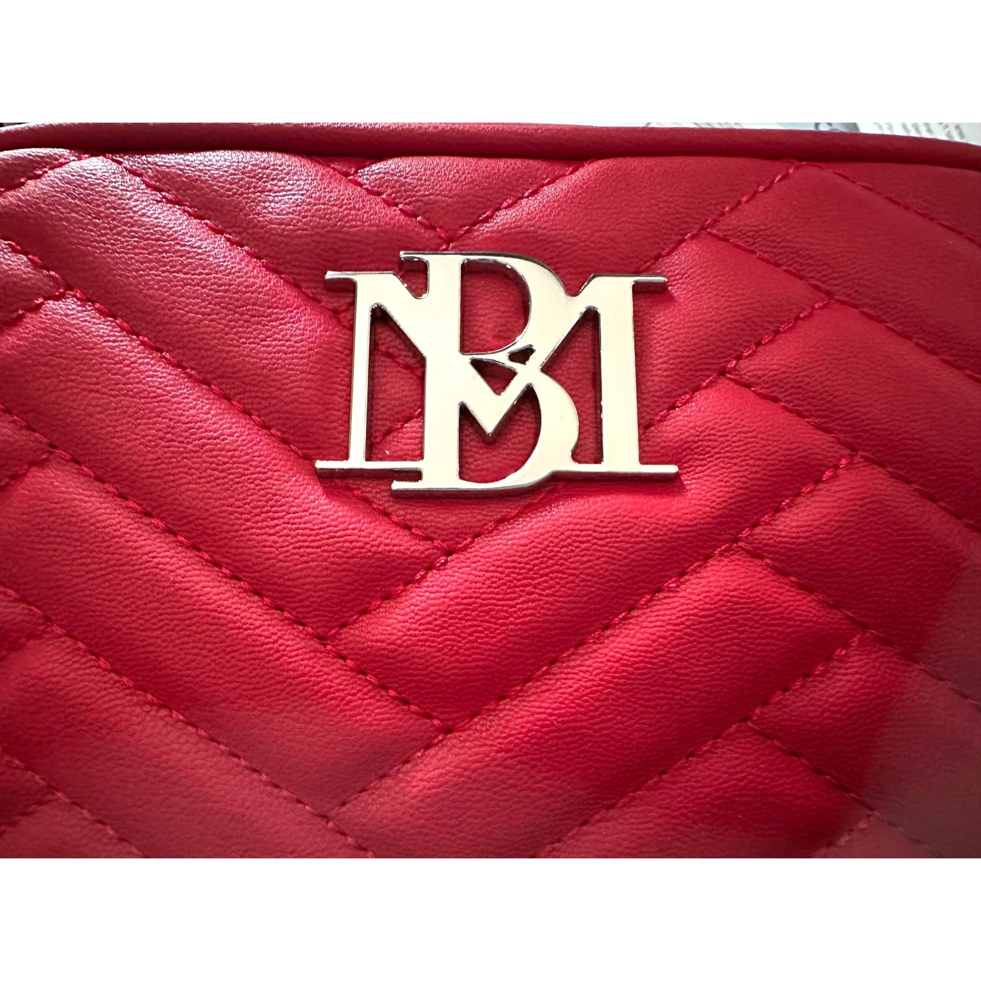 Badgley Mischka Cute & Fun Badgley Mishka Red Camera Crossbody Bag with Slip Size ONE SIZE - 3 Thumbnail