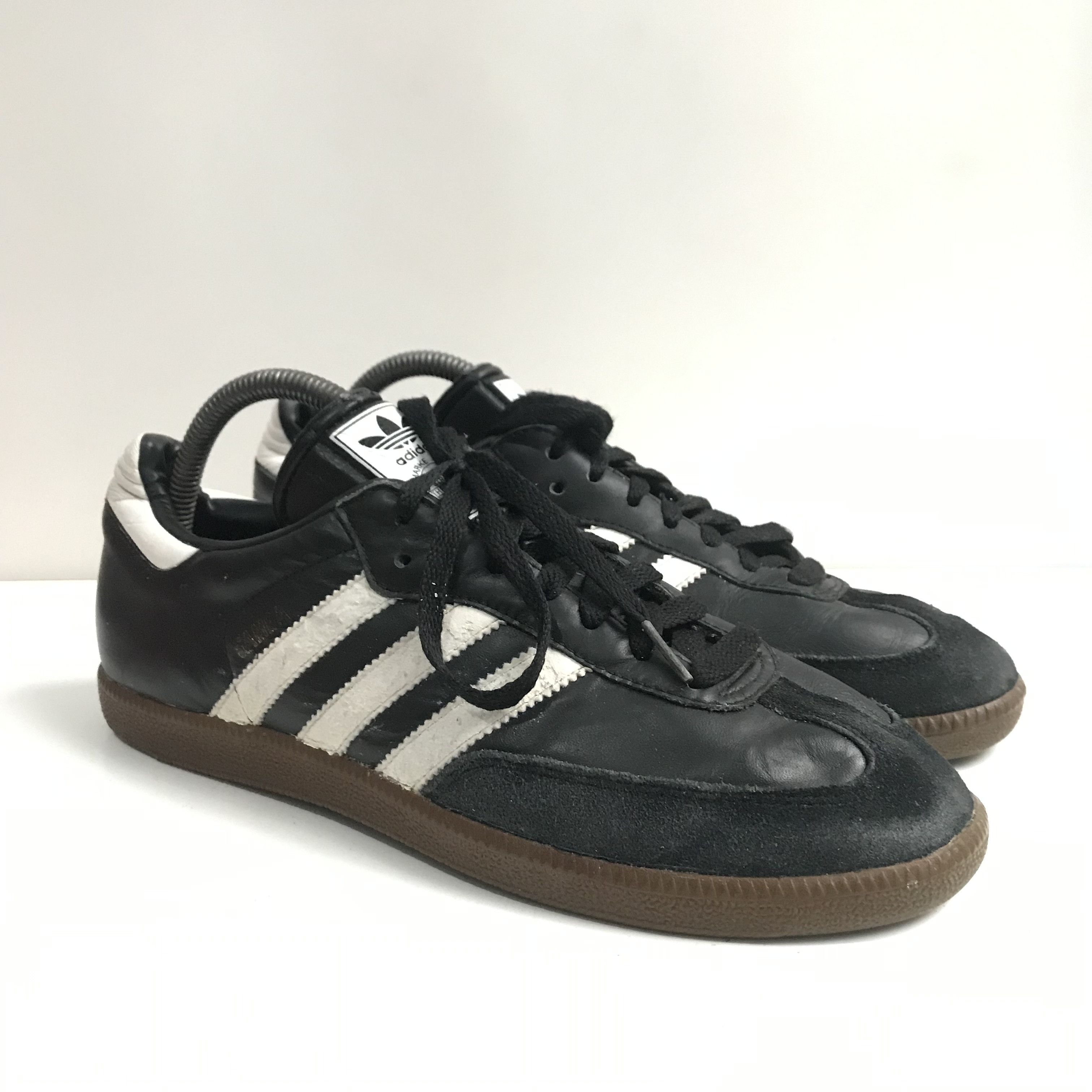 Adidas Adidas Originals Samba Classic Black leather White Stripes Size US 9 / EU 42 - 5 Thumbnail