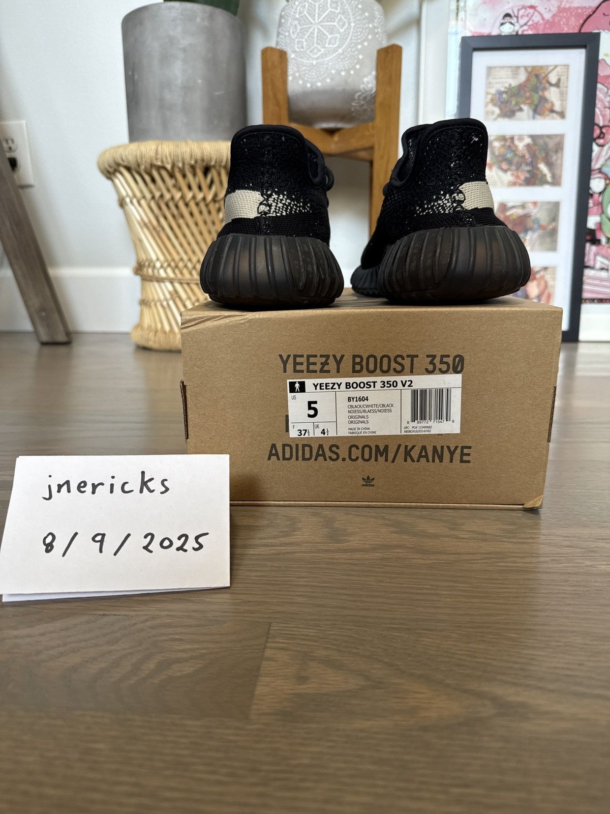 Adidas Yeezy Boost 350 V2 Core Black White Oreo Size US 5 / EU 37 - 6 Thumbnail