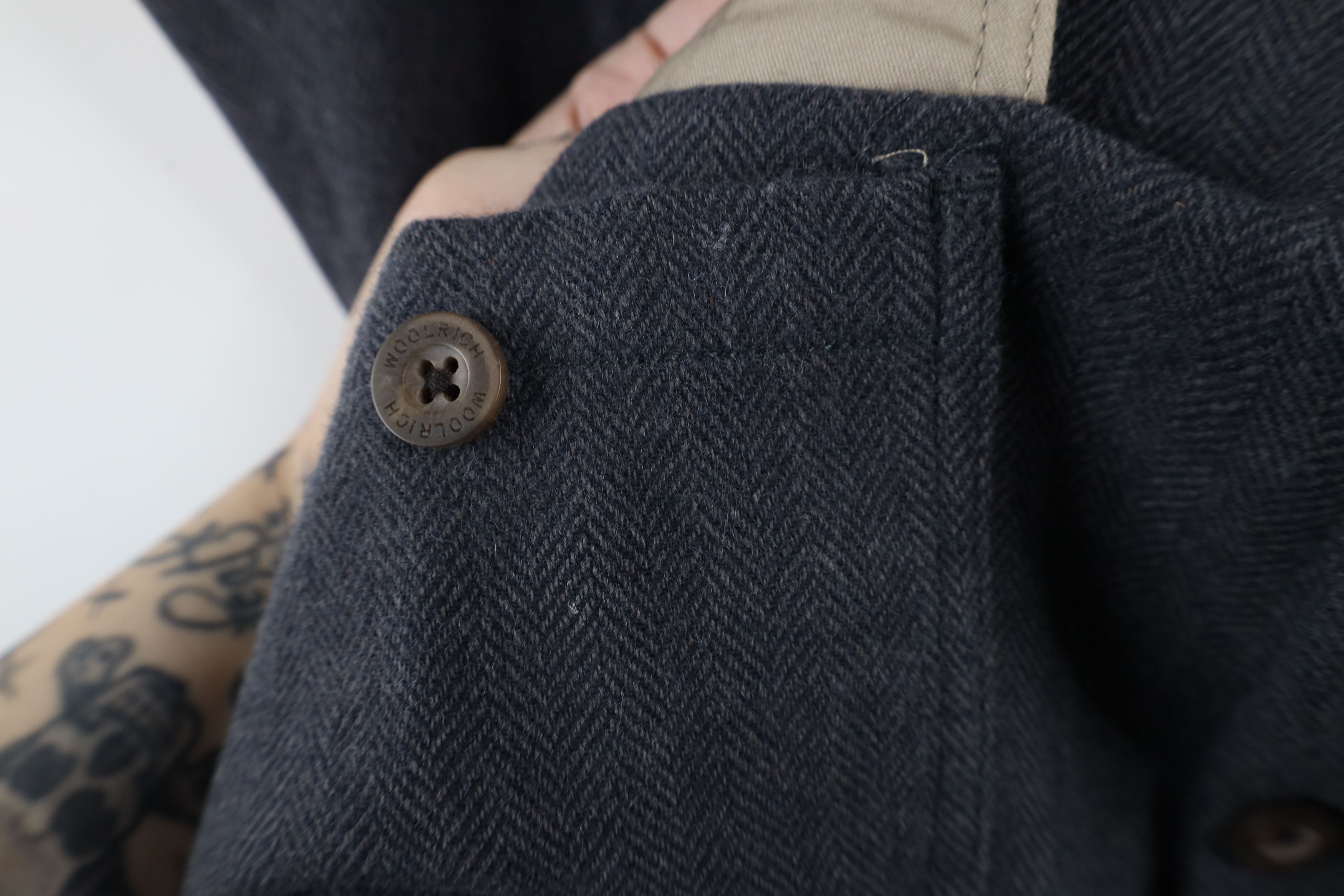 Vintage × Woolrich Woolen Mills Vintage Woolrich Herringbone Buckle Back Vest Jacket Gray Size US L / EU 52-54 / 3 - 8 Thumbnail
