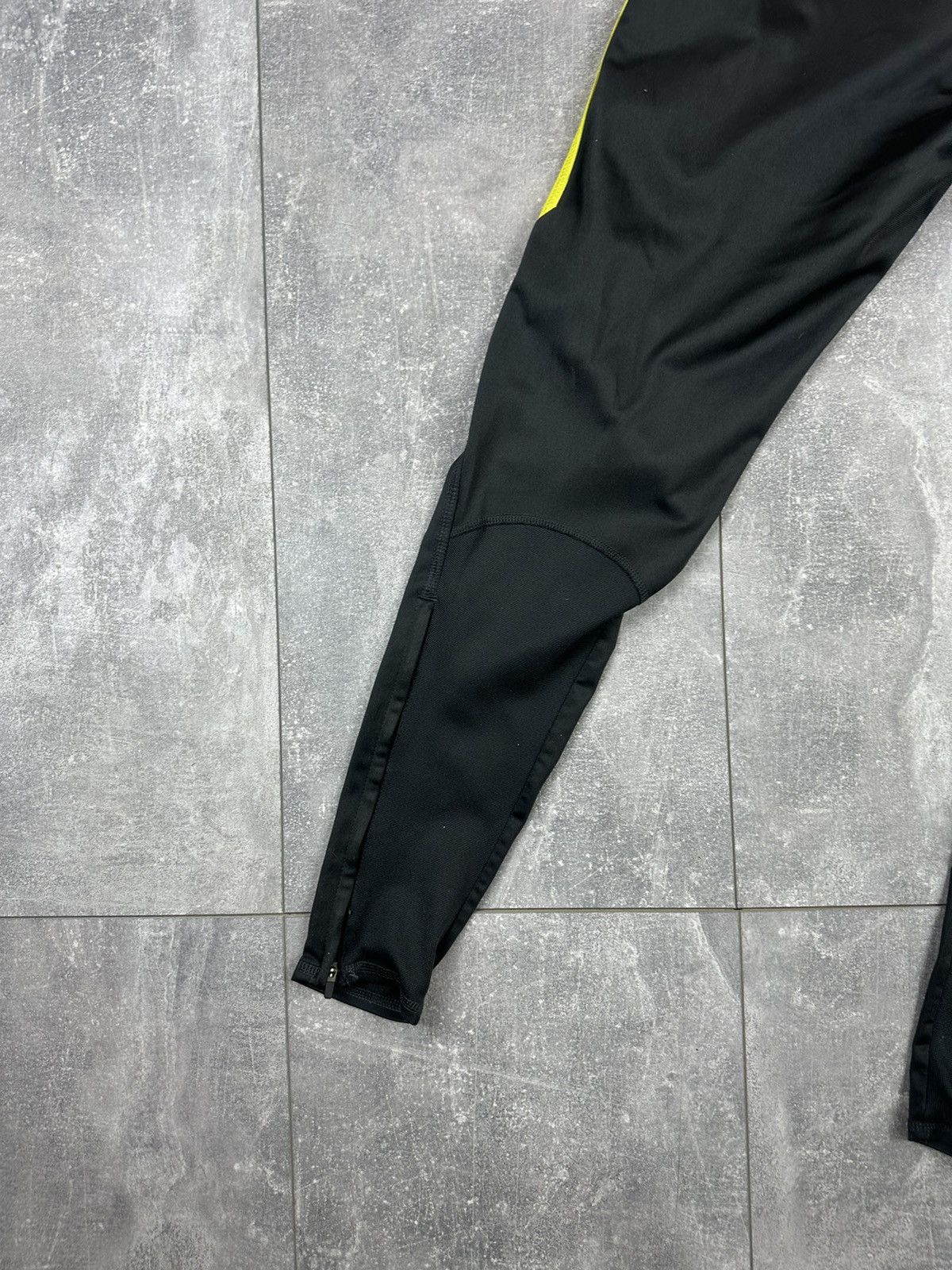 Nike Nike Manchester City Tracksuit Bottom Mens Pants Size US 32 / EU 48 - 12 Thumbnail